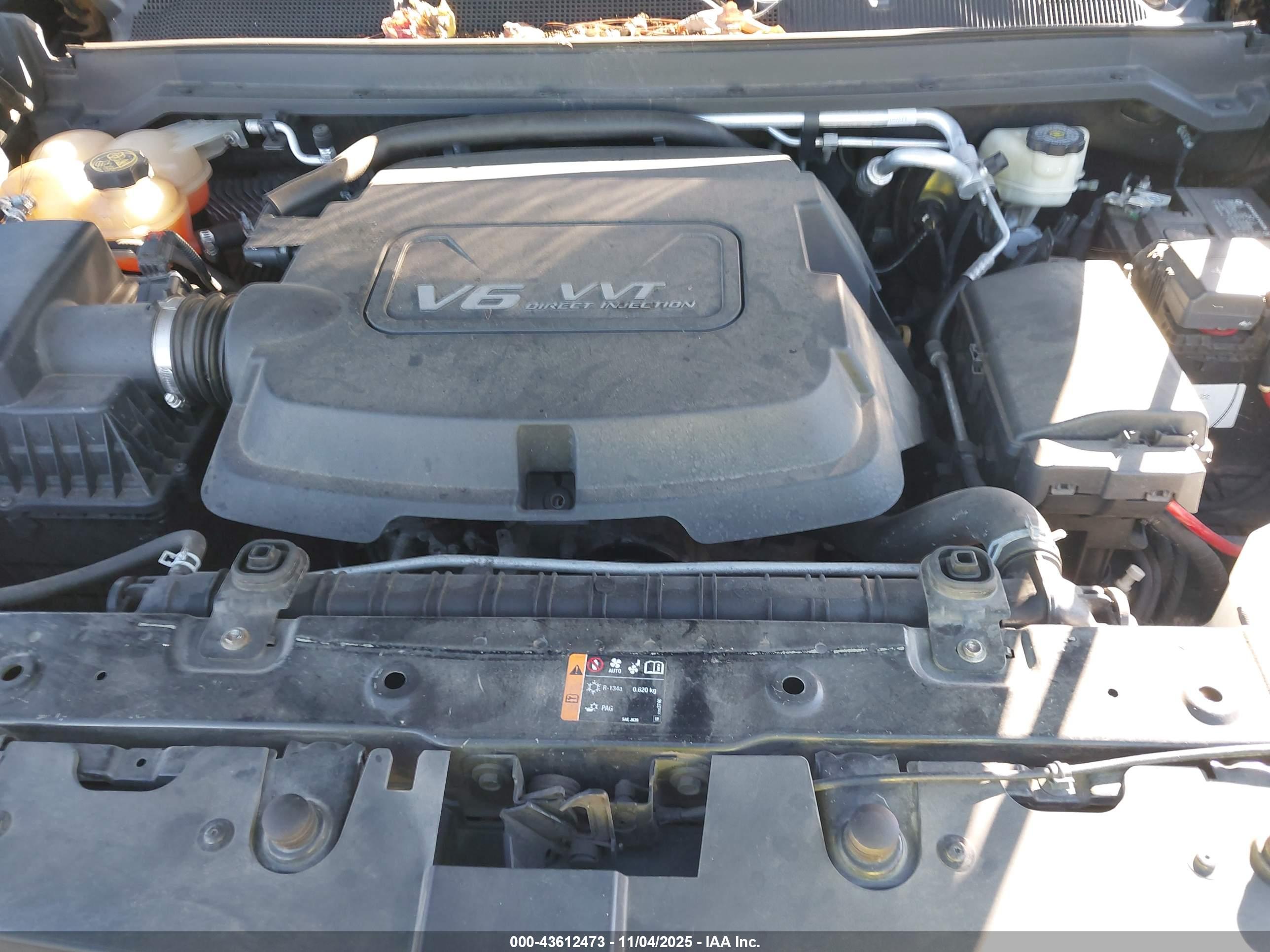 CHEVROLET COLORADO image 10