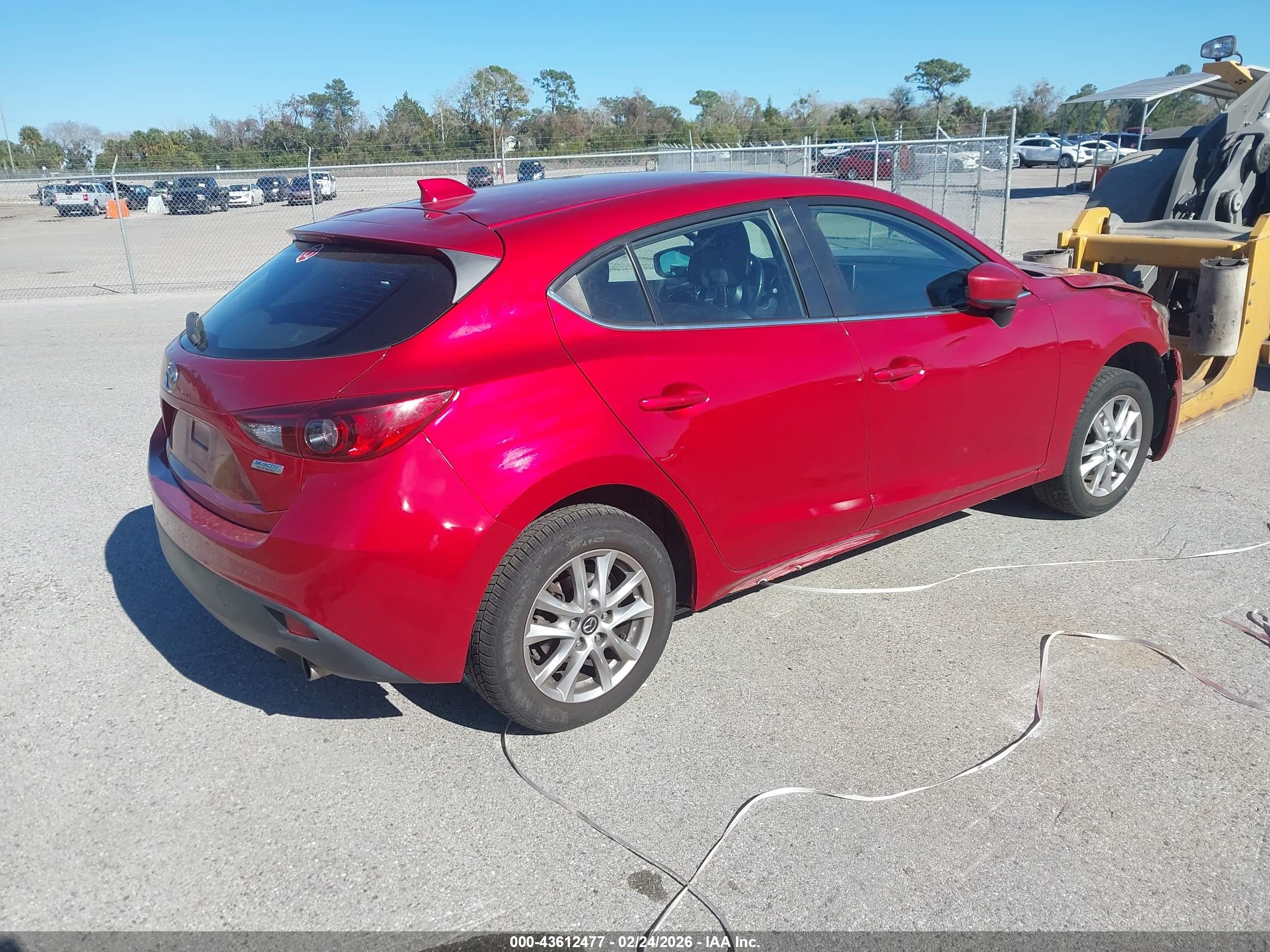 MAZDA MAZDA3 image 4