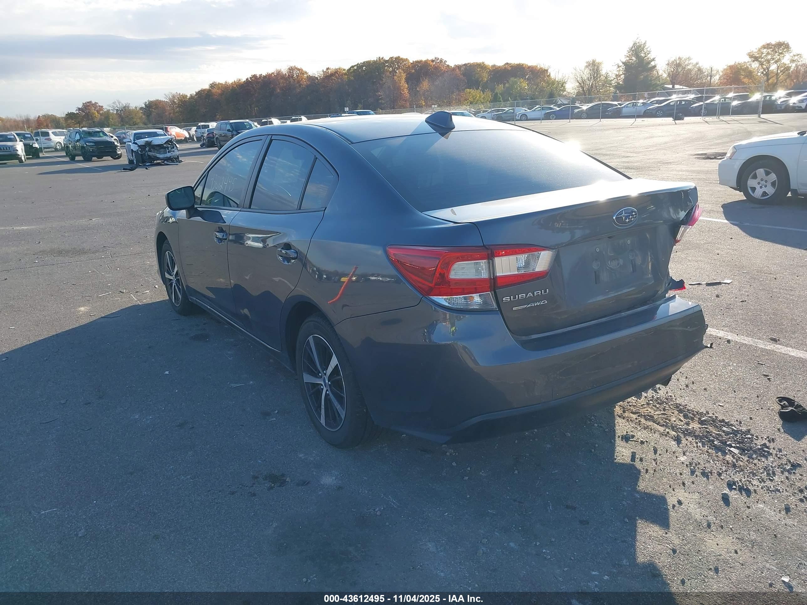 SUBARU IMPREZA image 3