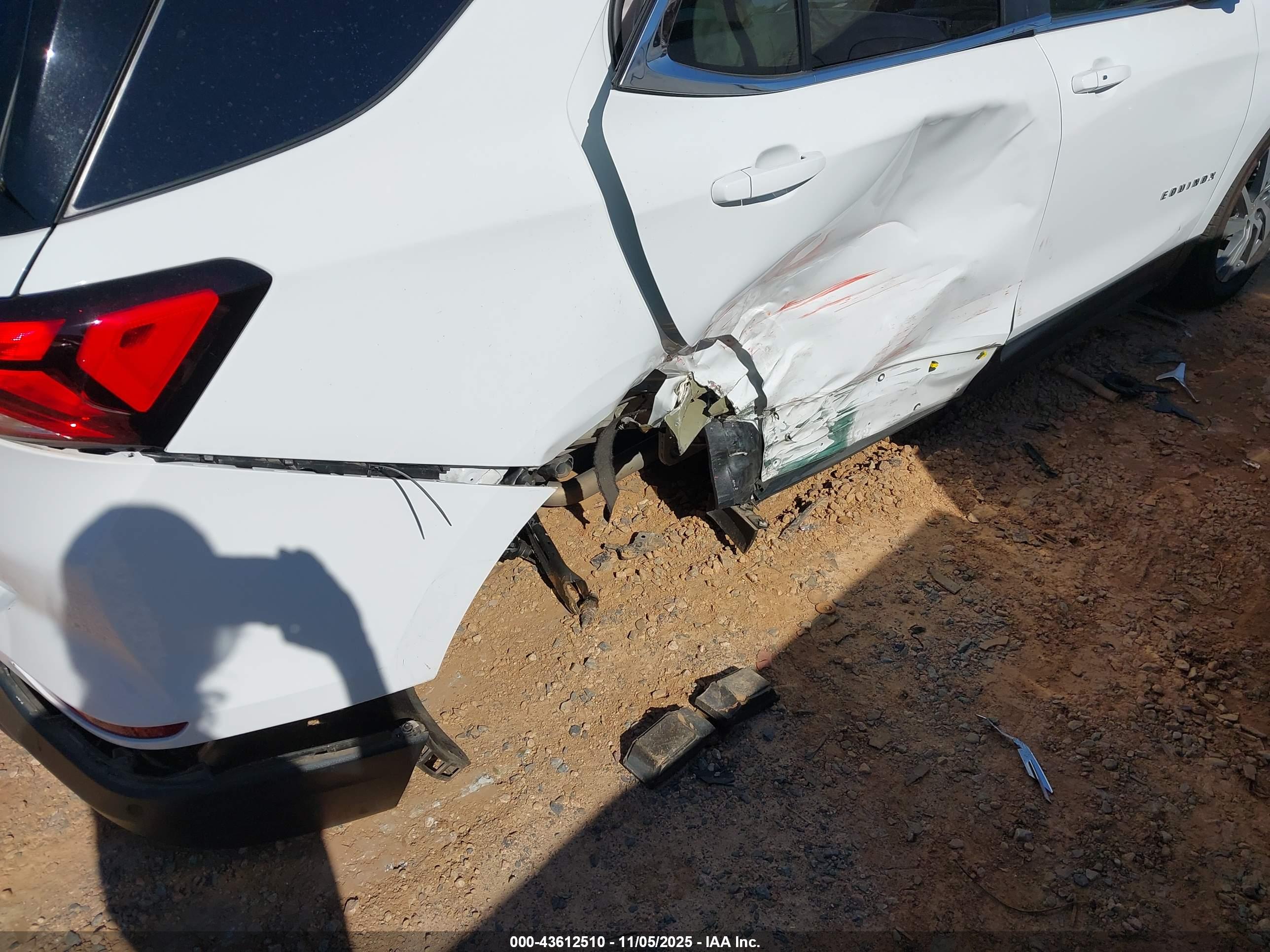 CHEVROLET EQUINOX image 6