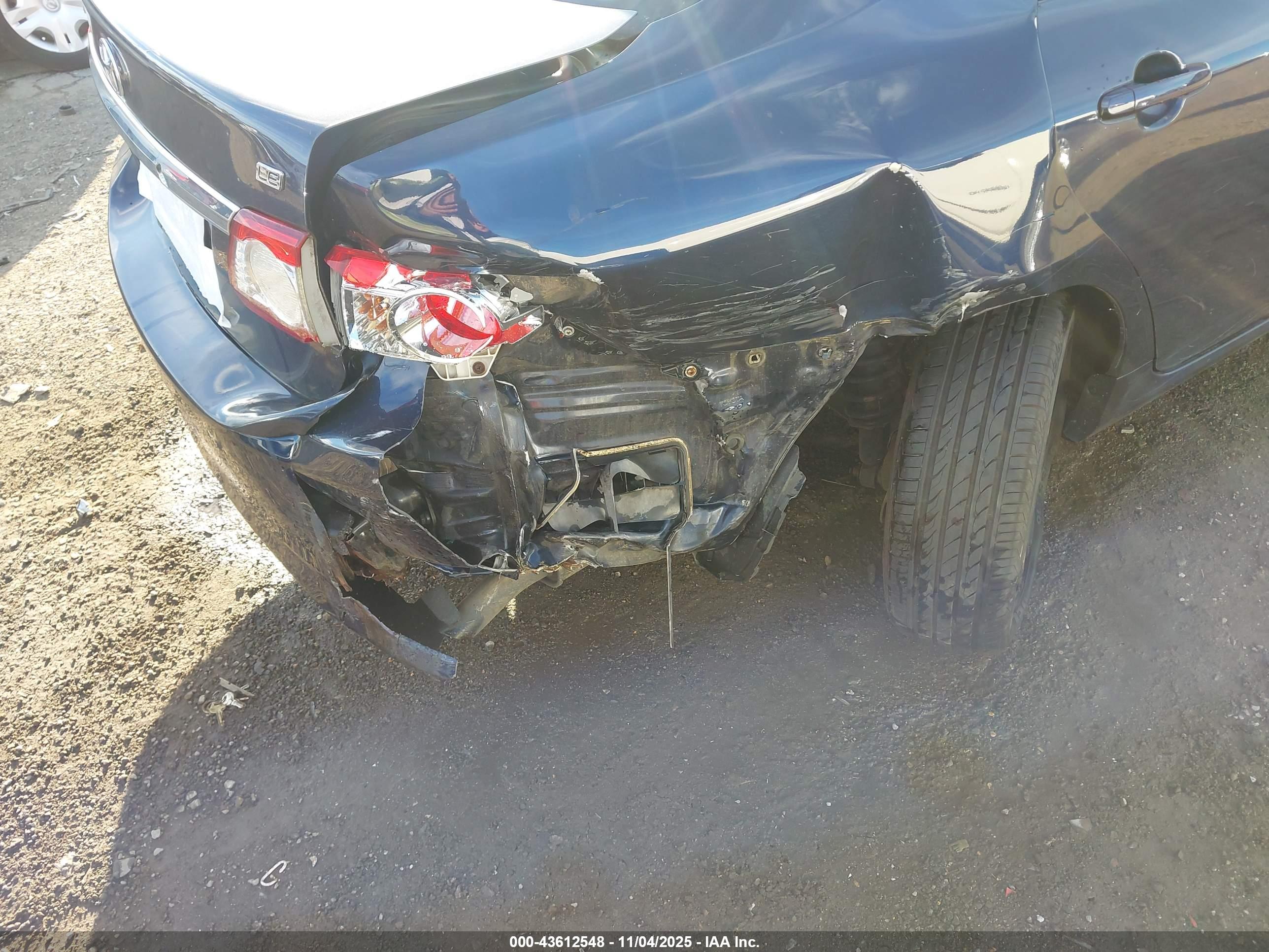 TOYOTA COROLLA image 6