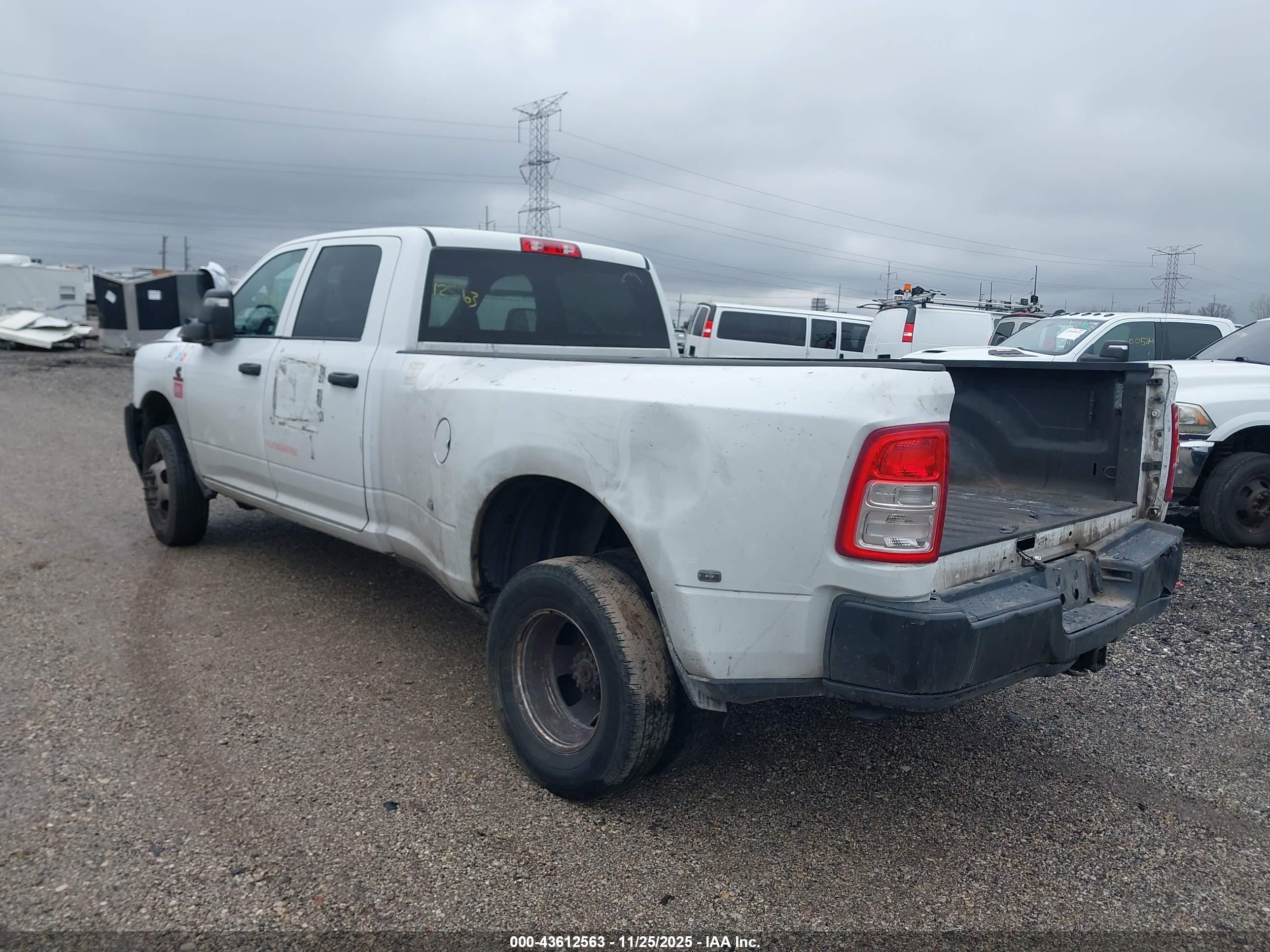 RAM 3500 image 3