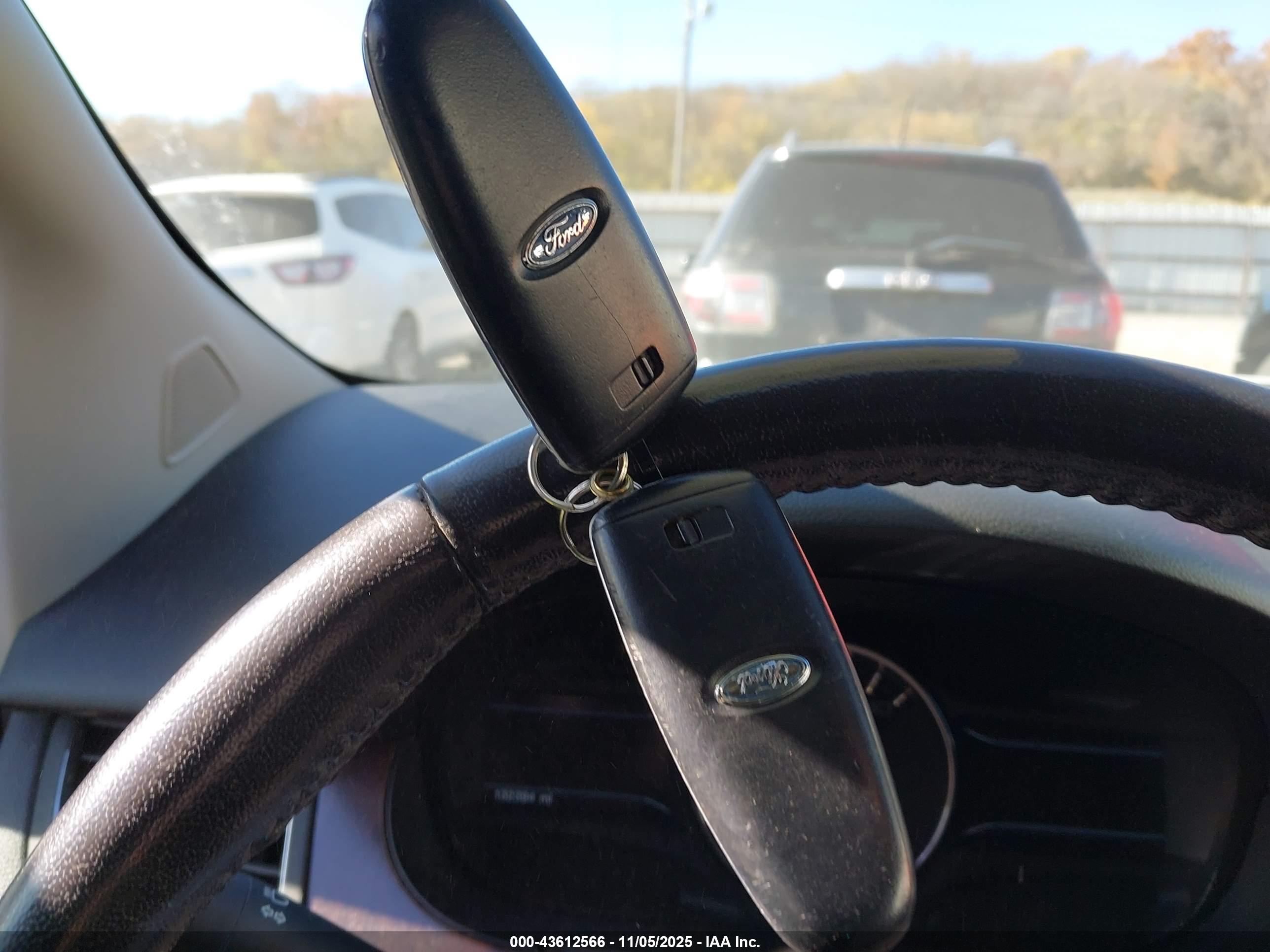 FORD EDGE image 11