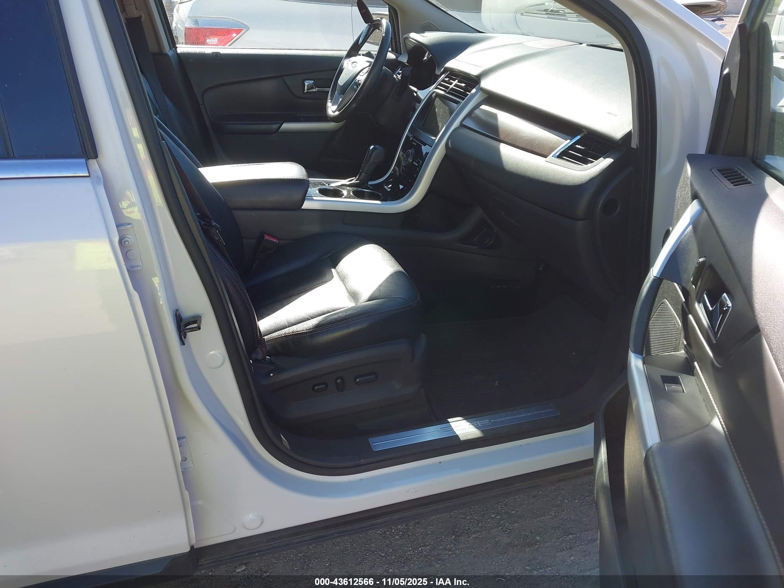 FORD EDGE image 5