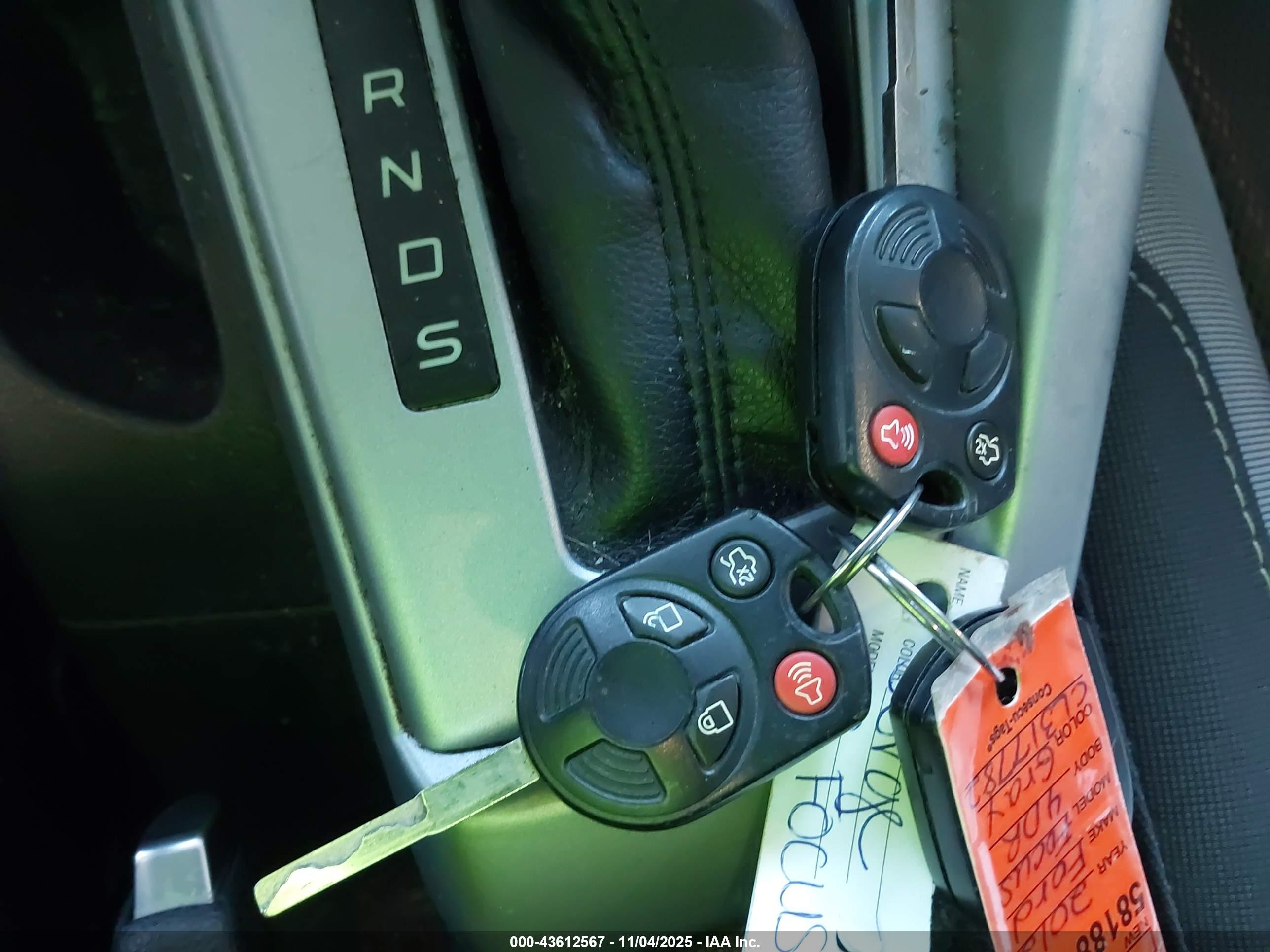 FORD FOCUS image 11