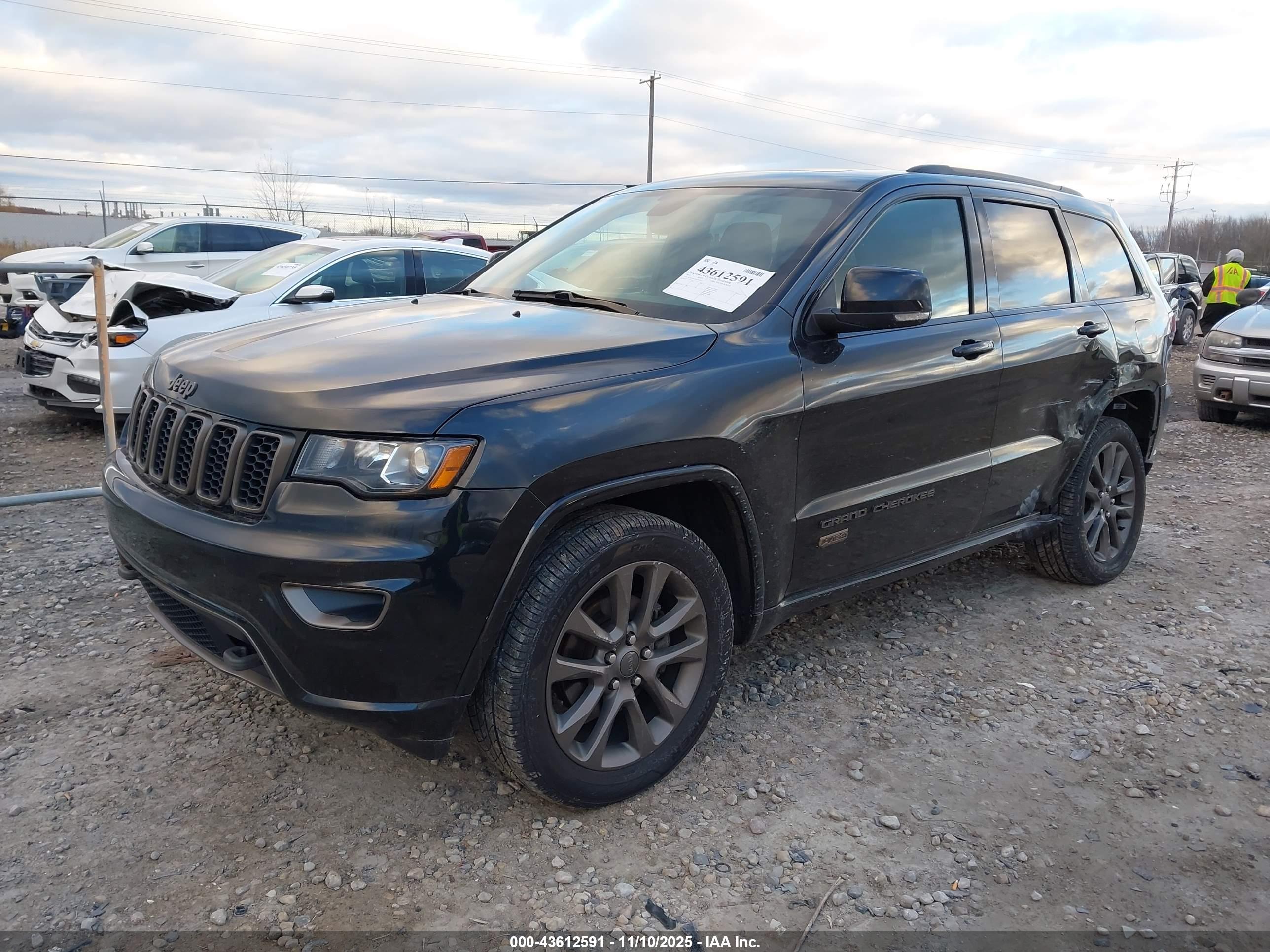 JEEP GRAND image 2