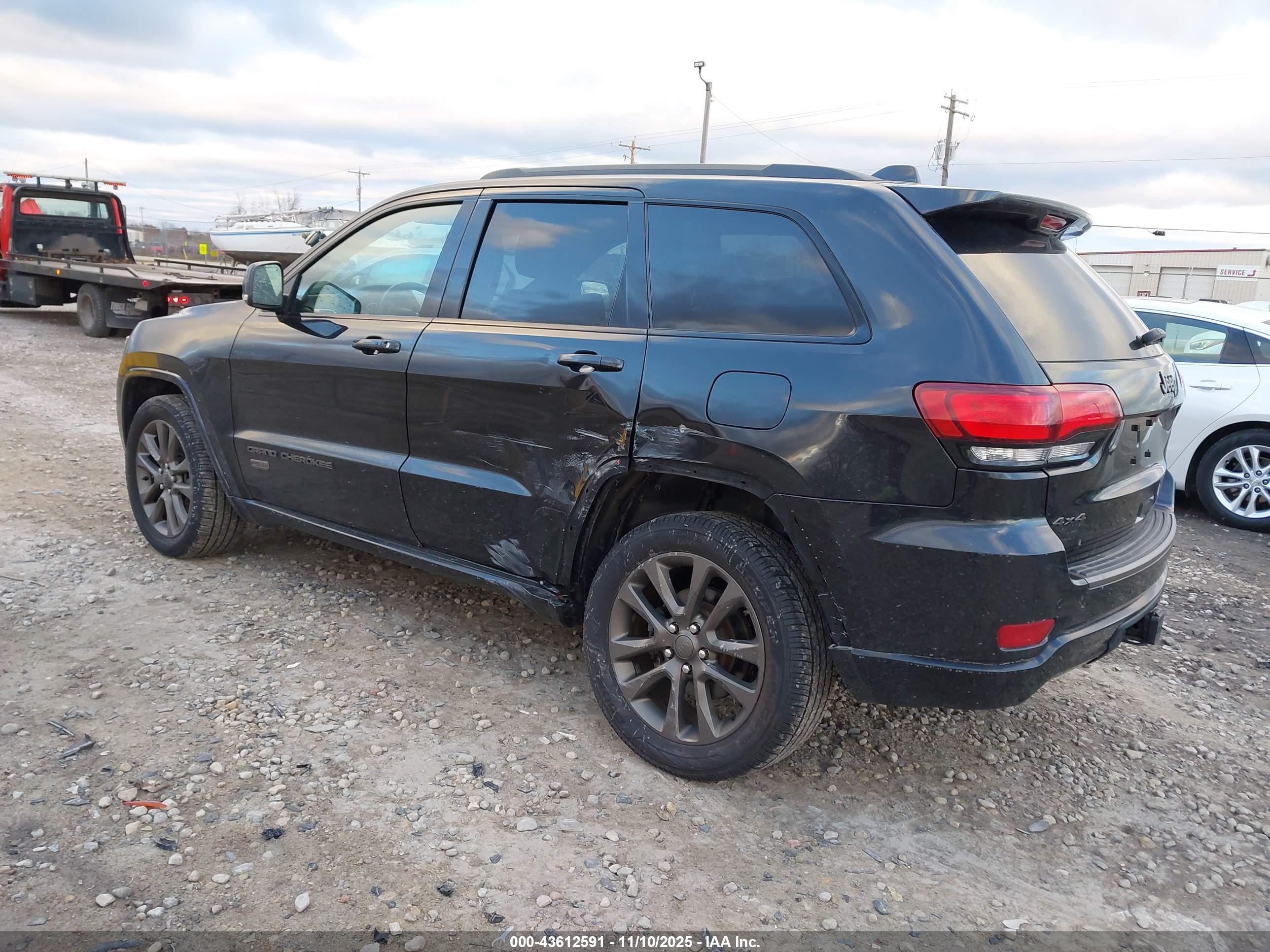 JEEP GRAND image 3