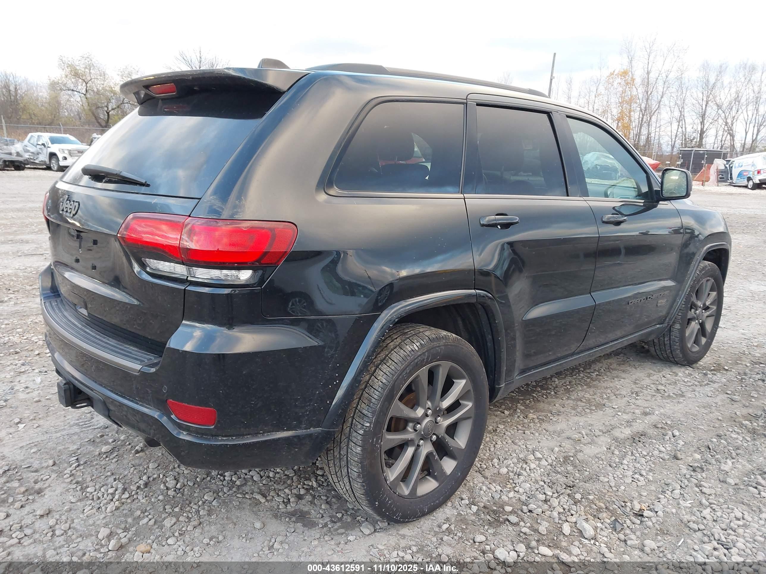 JEEP GRAND image 4
