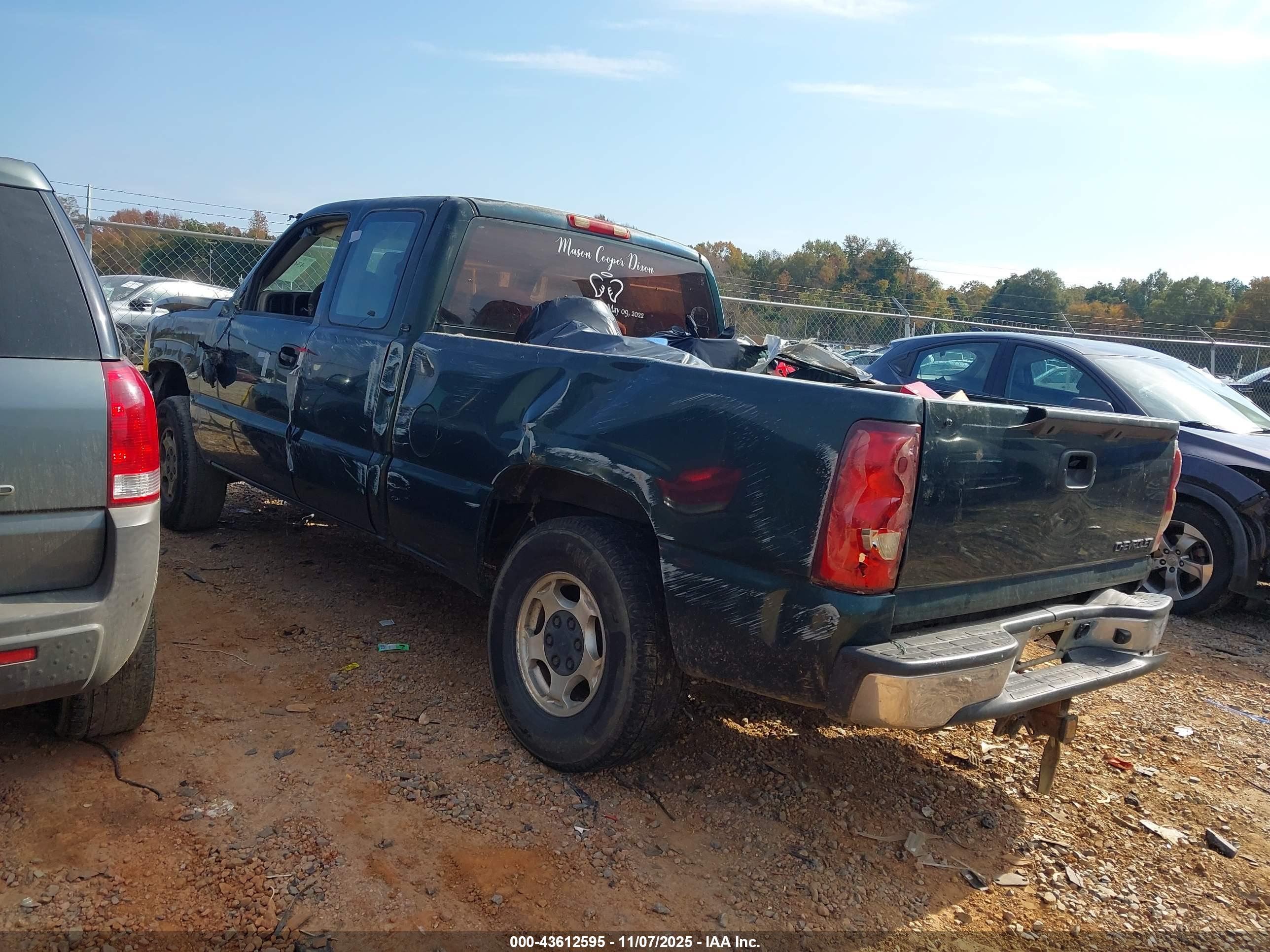 CHEVROLET SILVERADO image 3