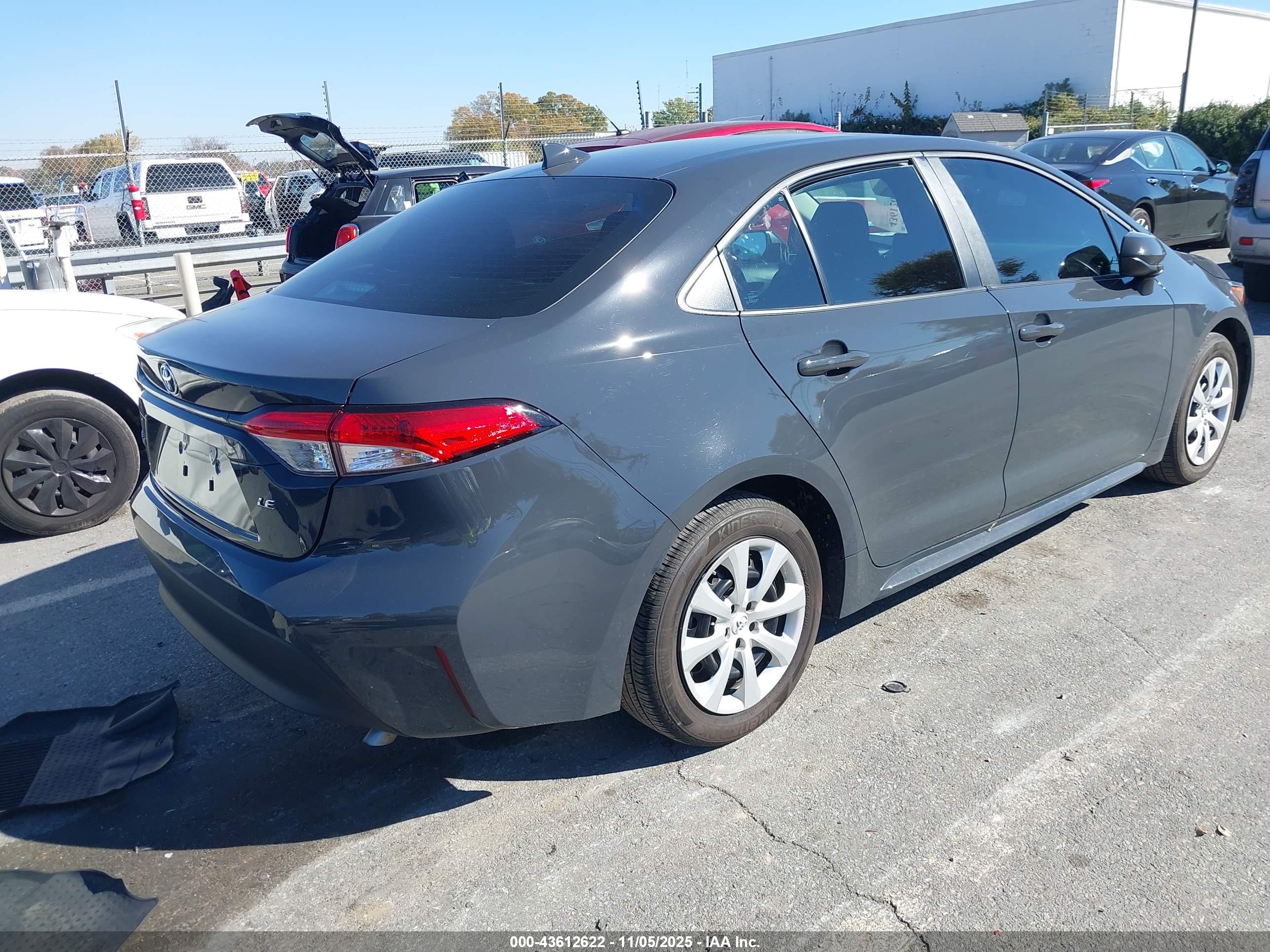 TOYOTA COROLLA image 4
