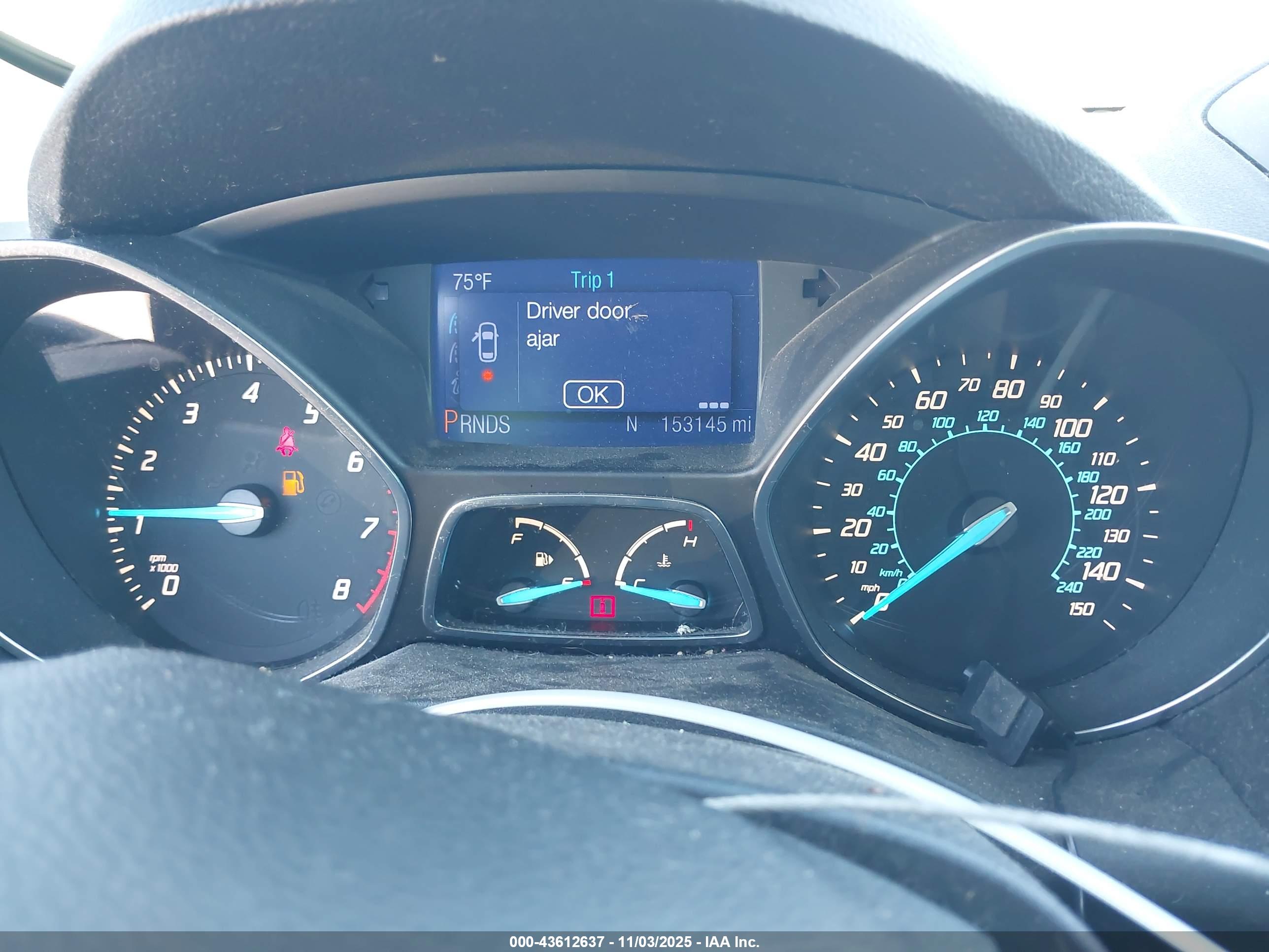 FORD ESCAPE image 7