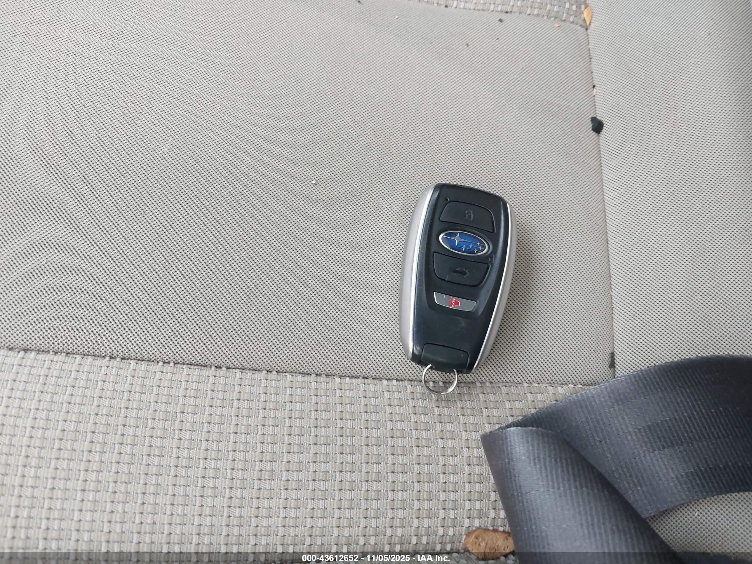 SUBARU OUTBACK image 11