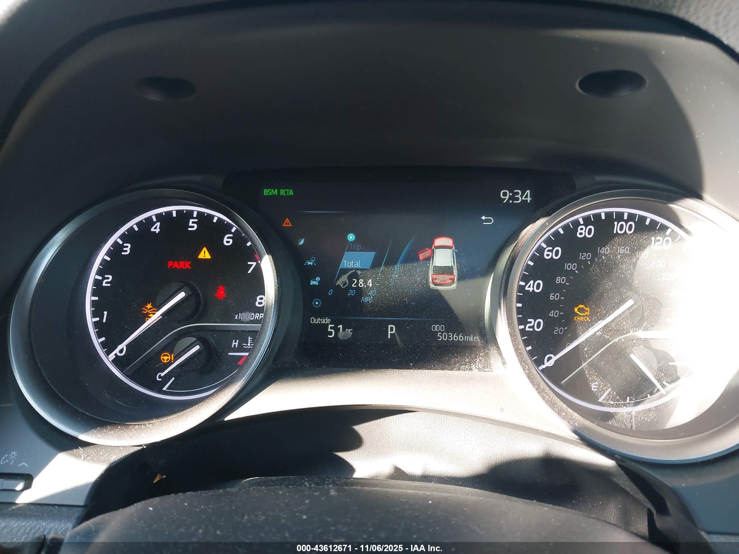 TOYOTA CAMRY image 7