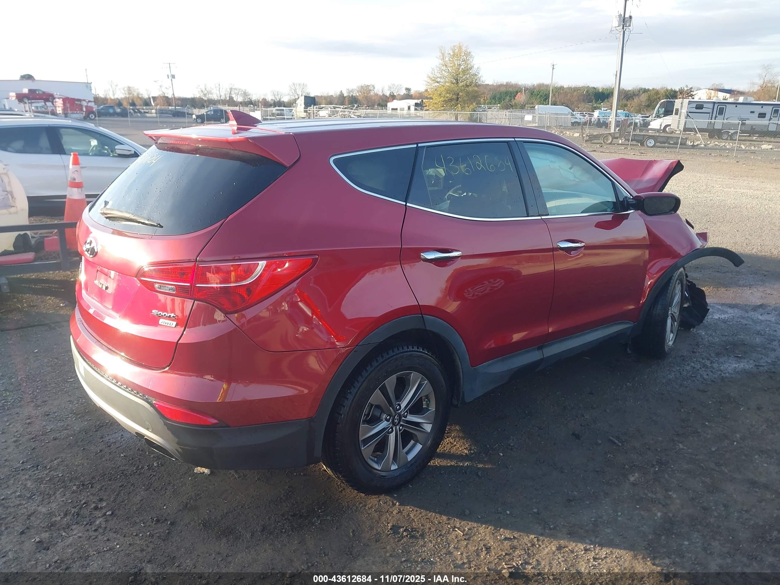 HYUNDAI SANTA image 4