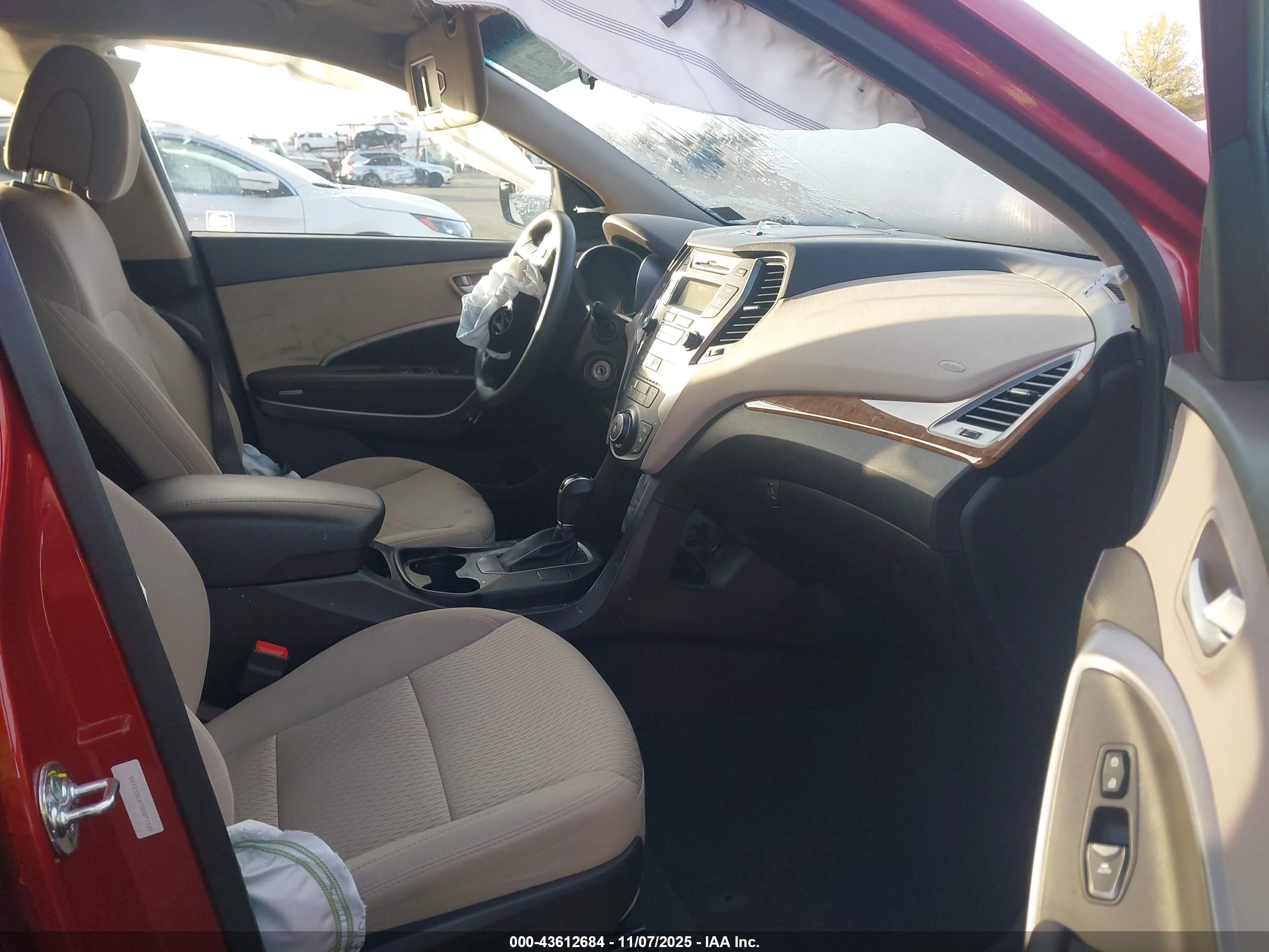 HYUNDAI SANTA image 5