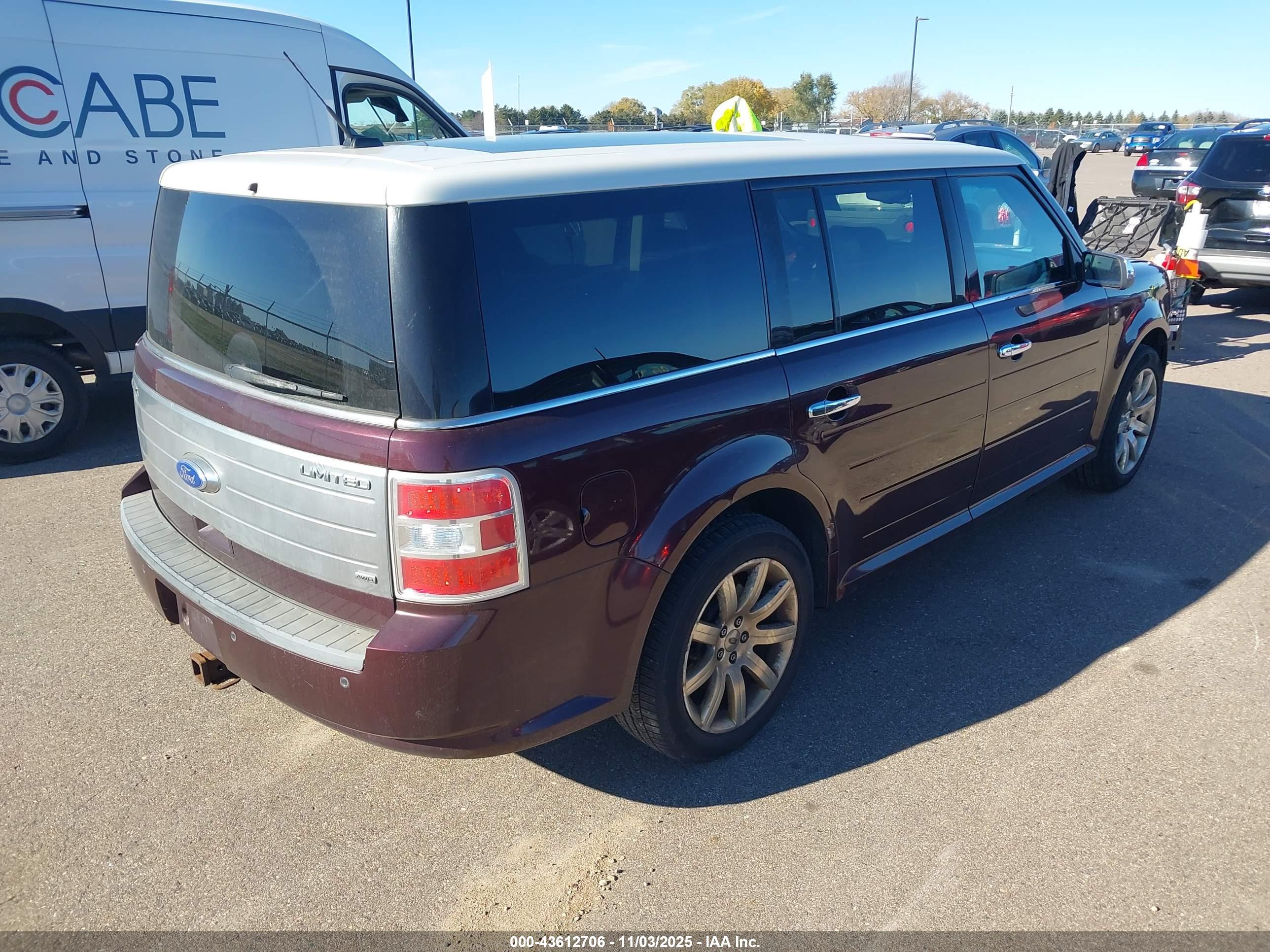 FORD FLEX image 4