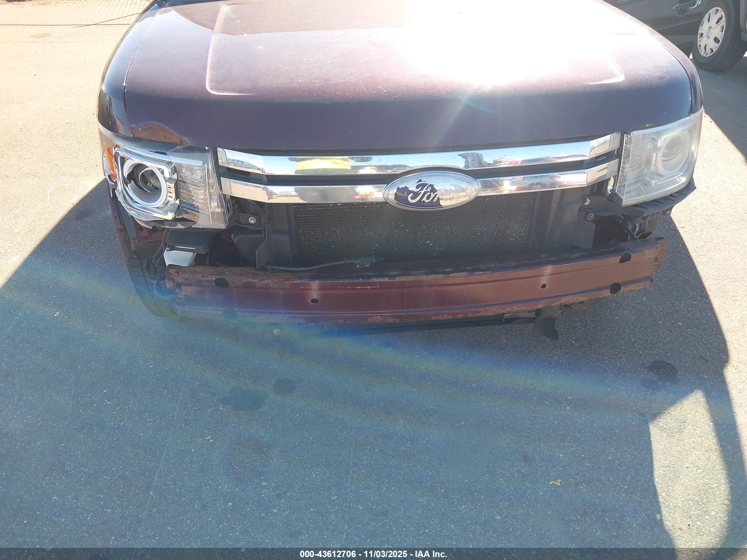 FORD FLEX image 6