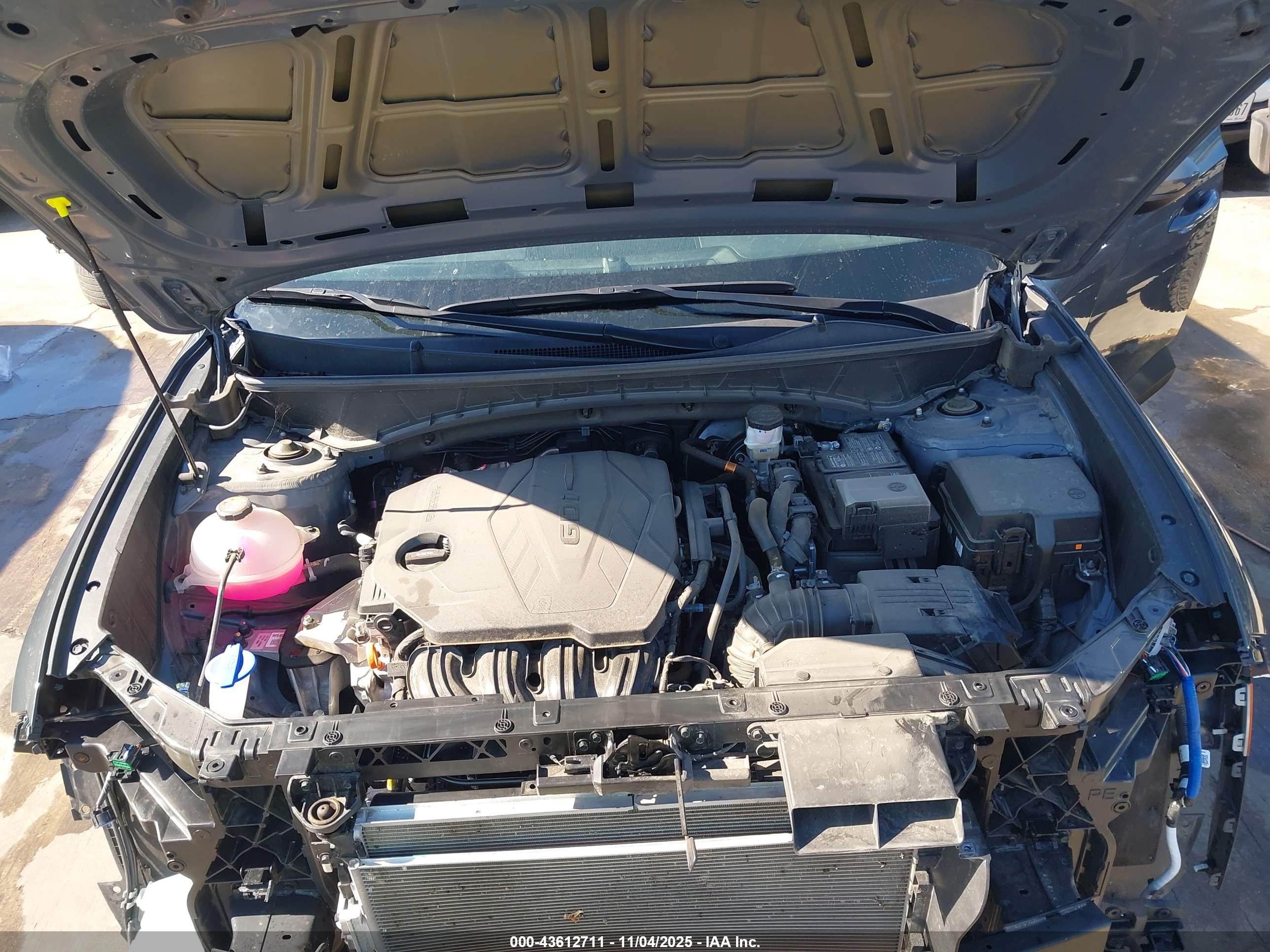 HYUNDAI TUCSON image 10