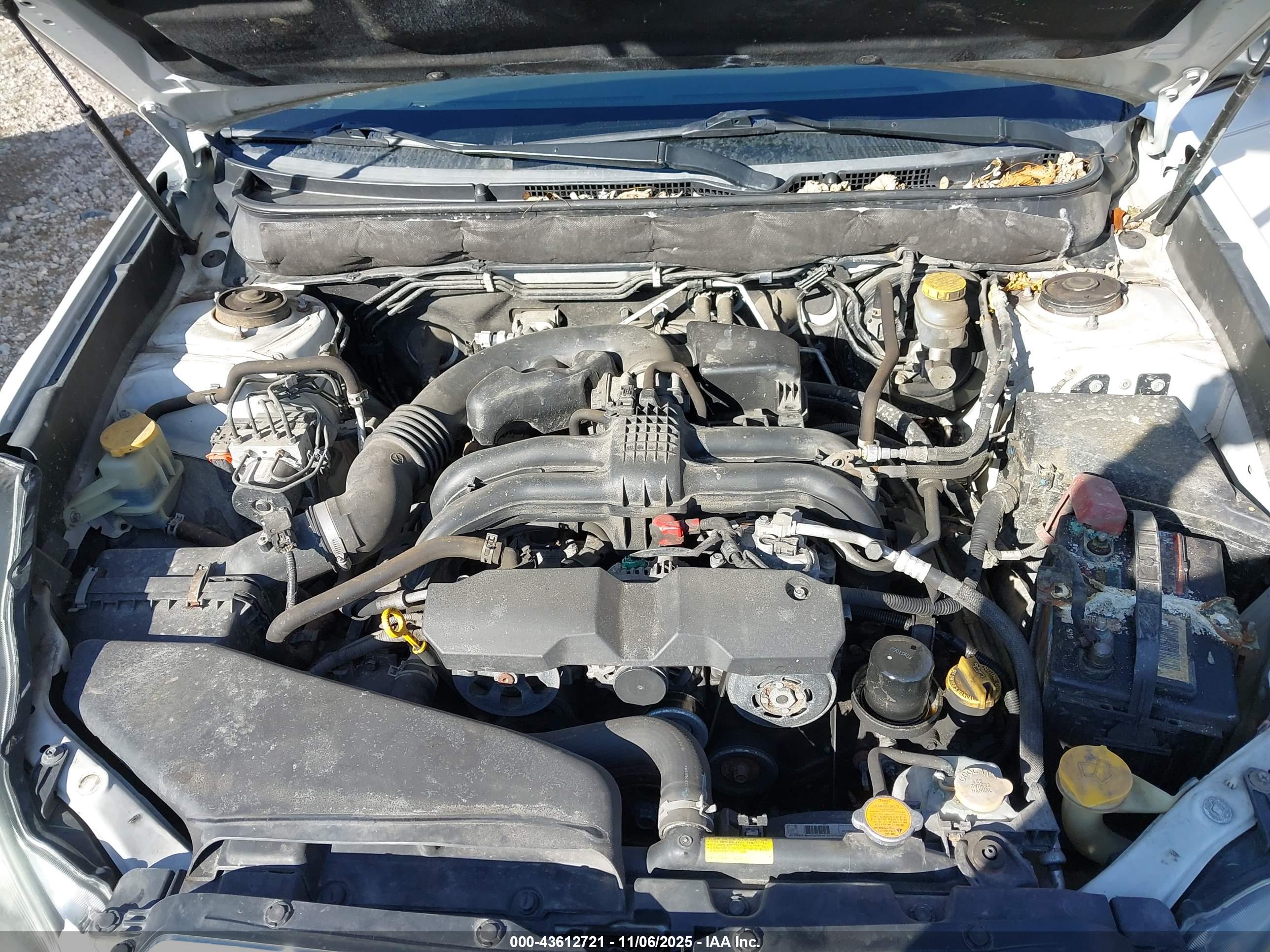 SUBARU LEGACY image 10