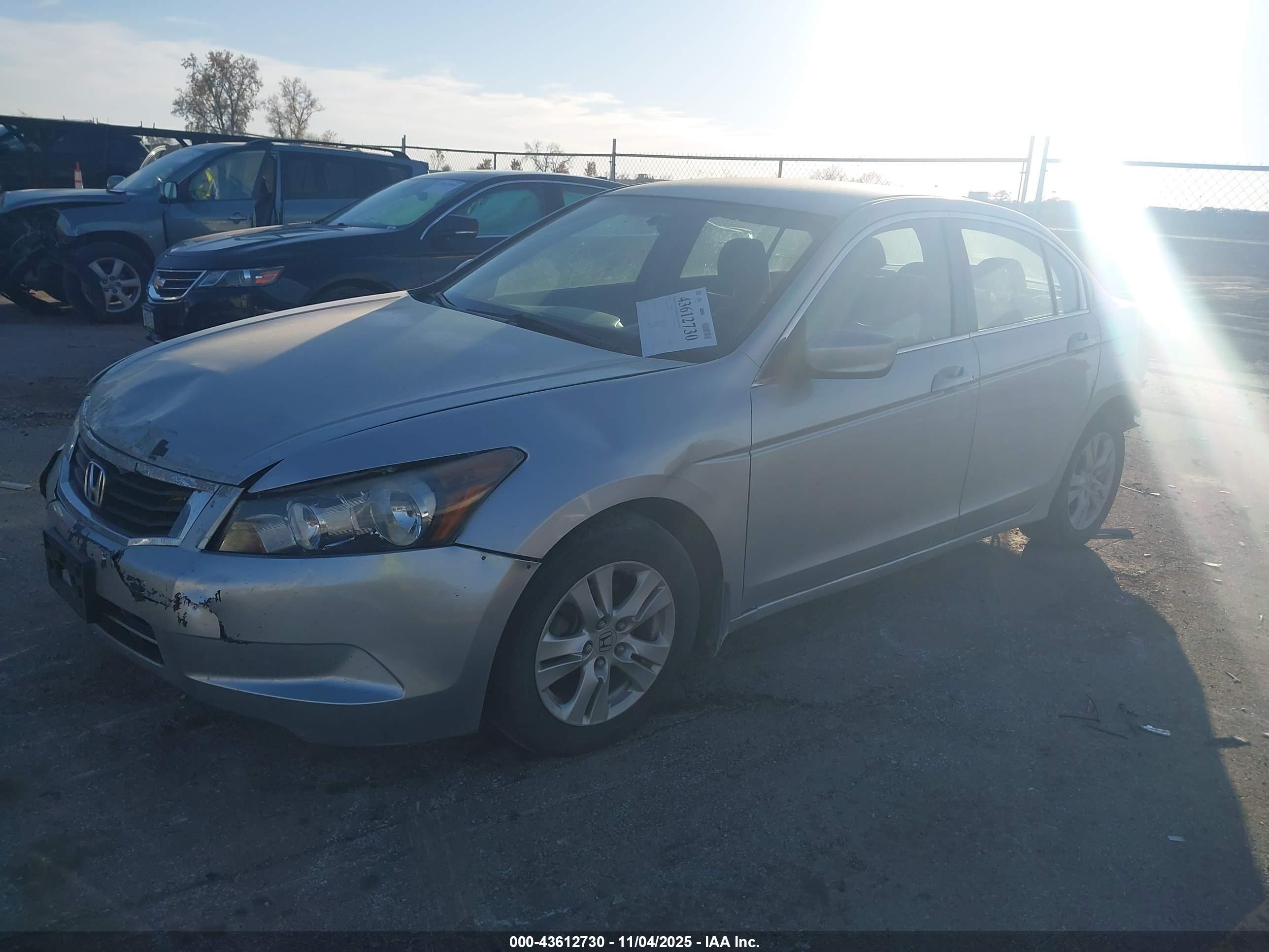 HONDA ACCORD image 2