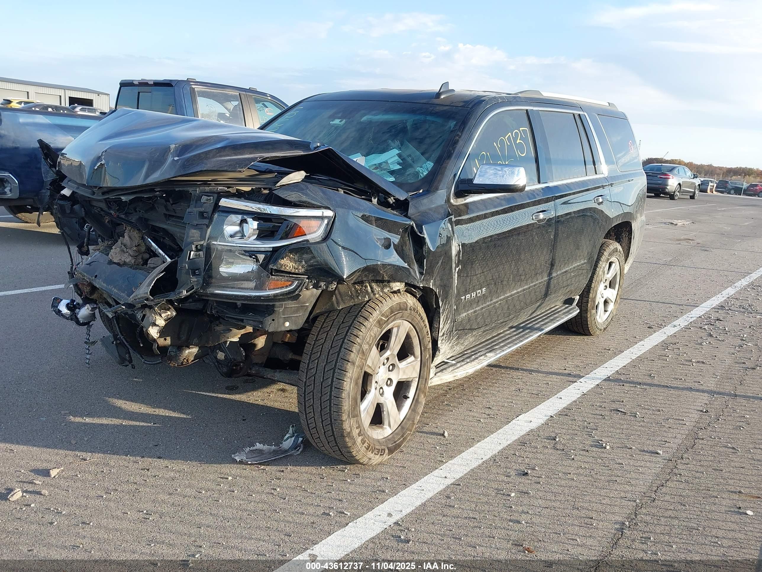 CHEVROLET TAHOE image 2