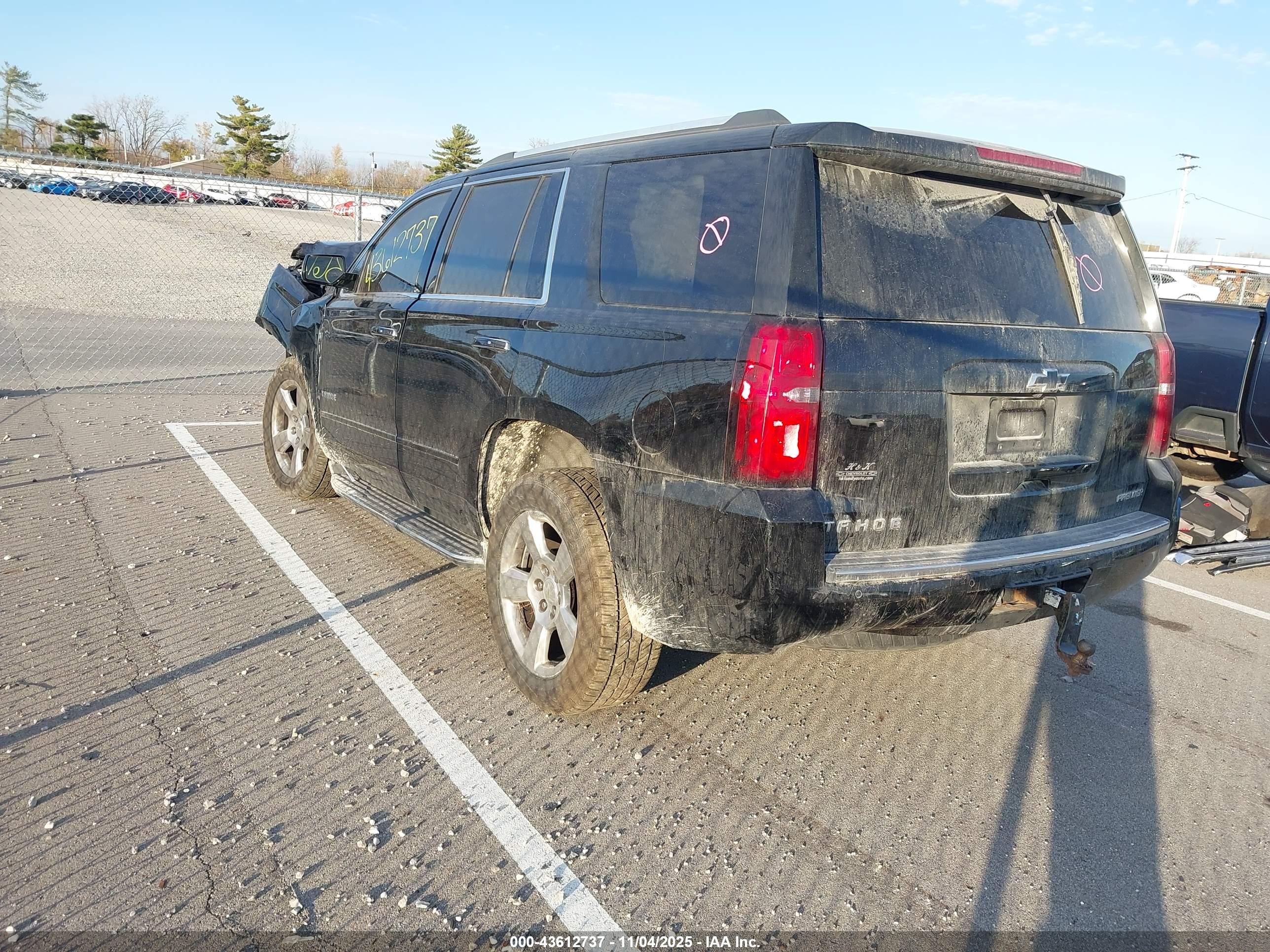 CHEVROLET TAHOE image 3