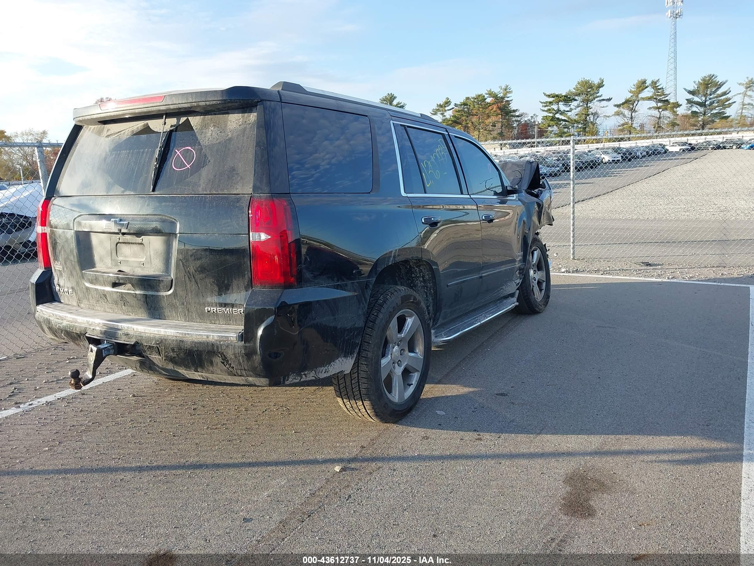 CHEVROLET TAHOE image 4