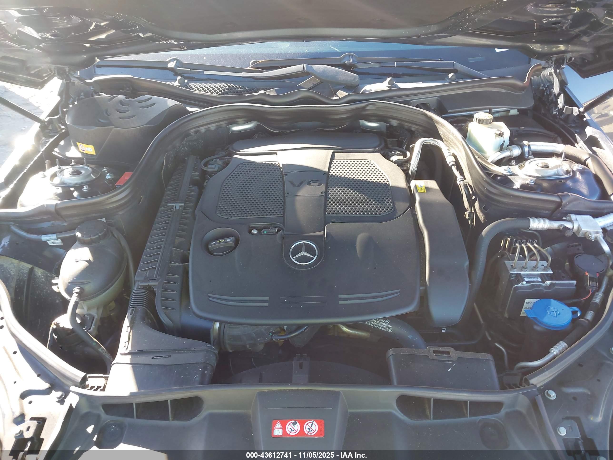 MERCEDES-BENZ E image 10
