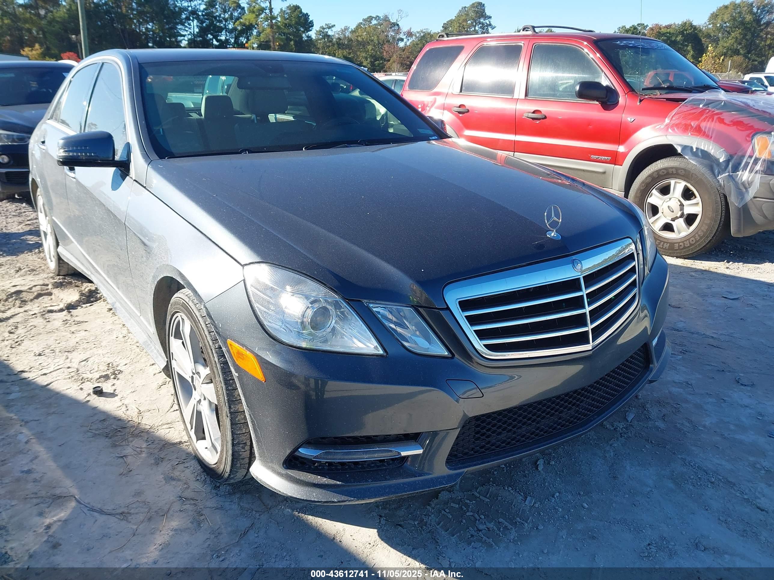 MERCEDES-BENZ E image 6