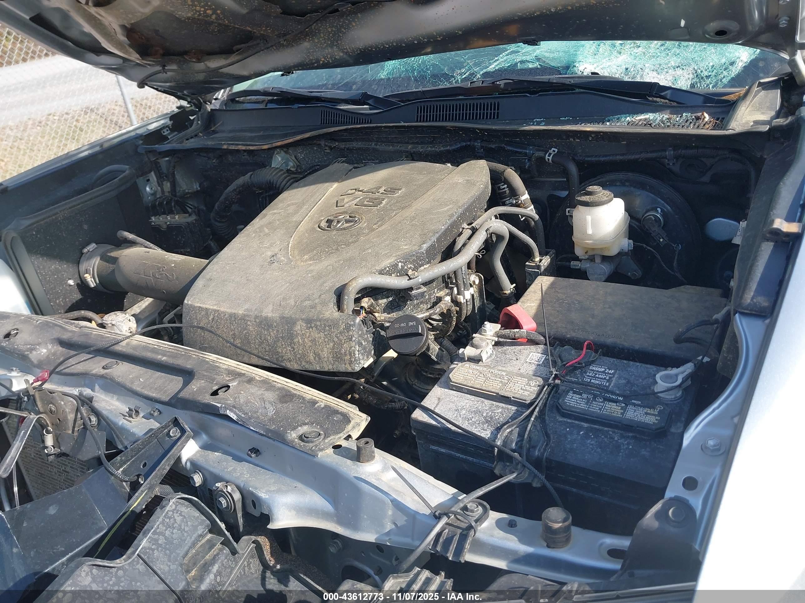 TOYOTA TACOMA image 10