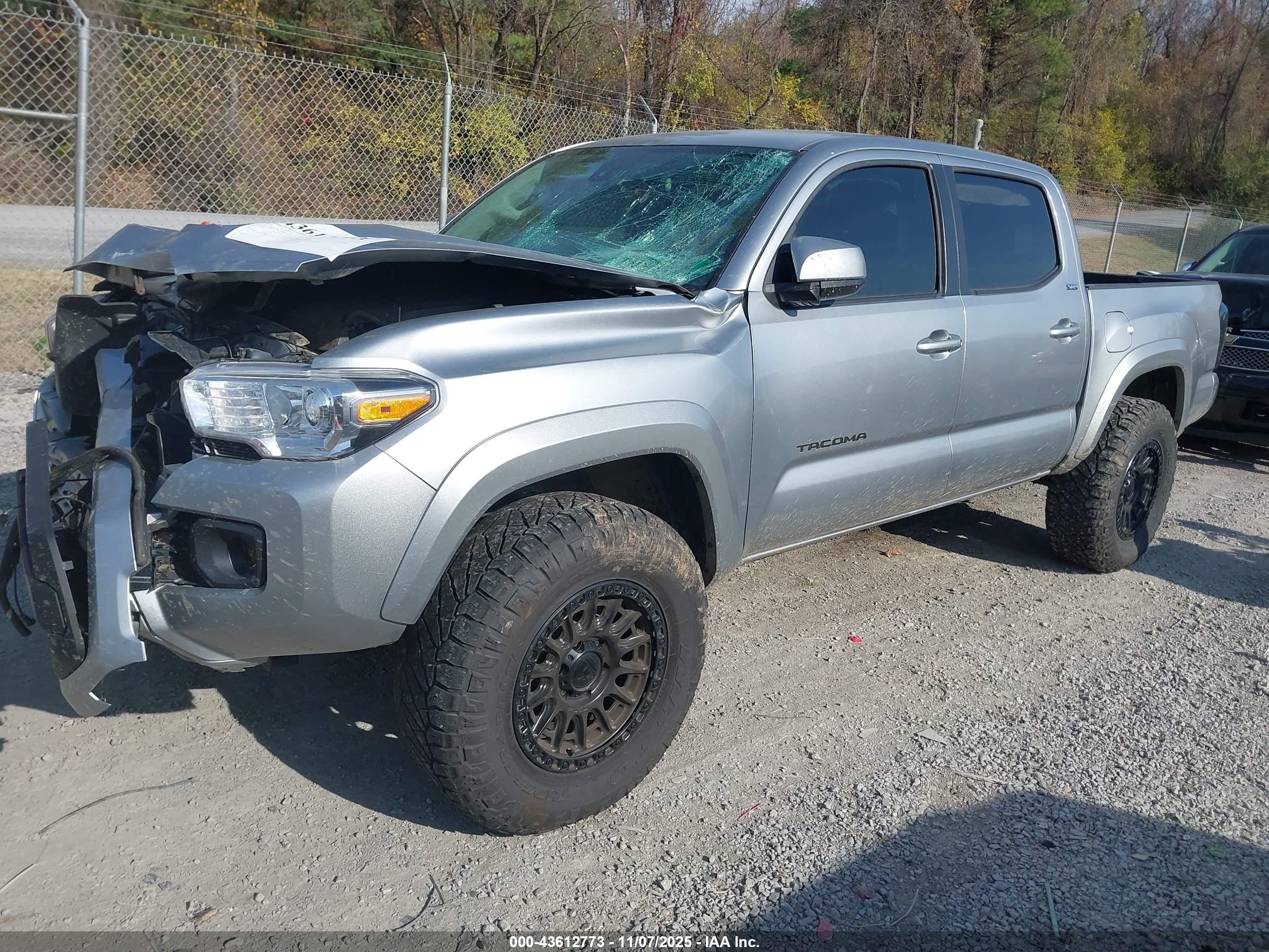 TOYOTA TACOMA image 2
