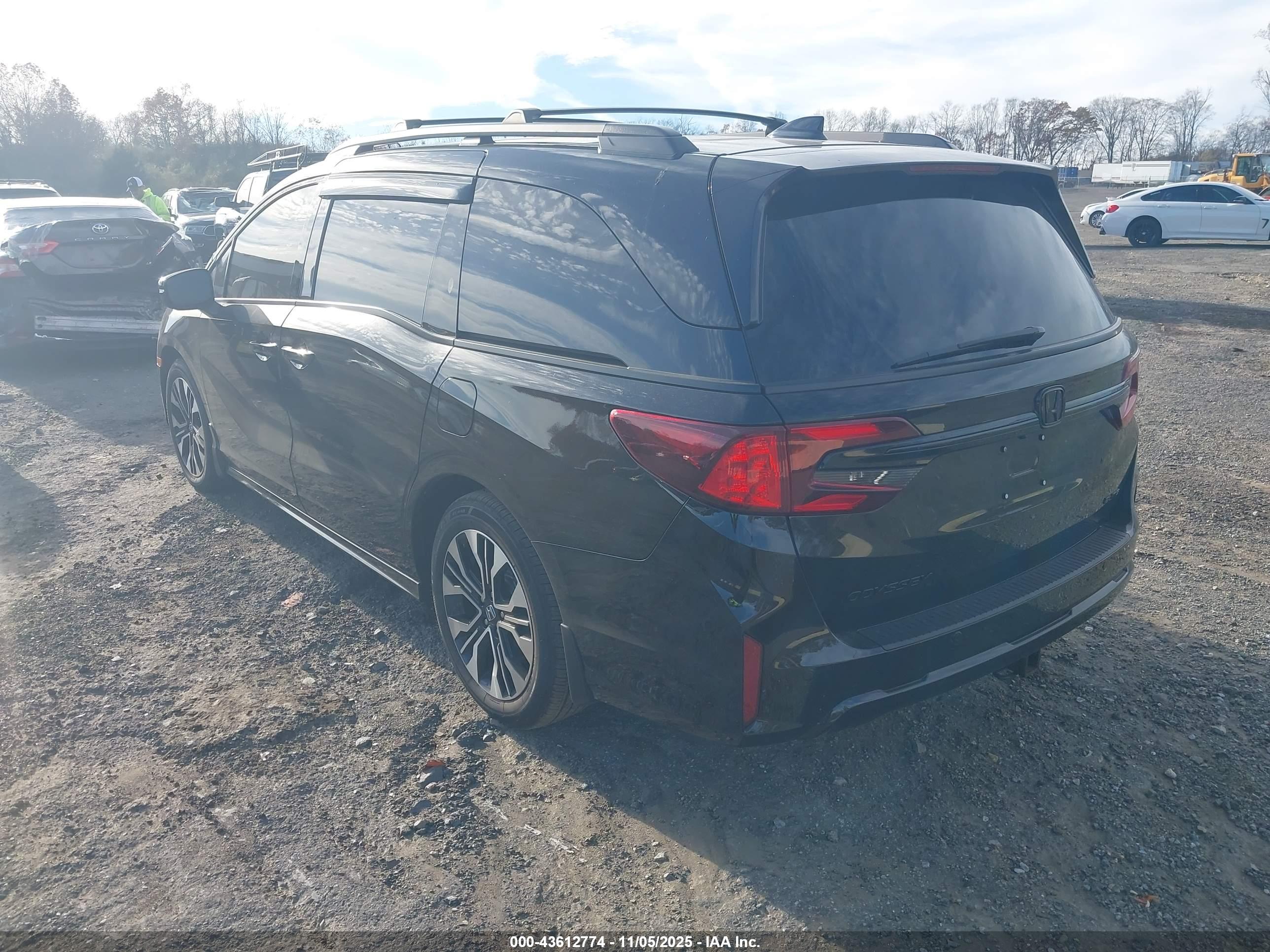 HONDA ODYSSEY image 3