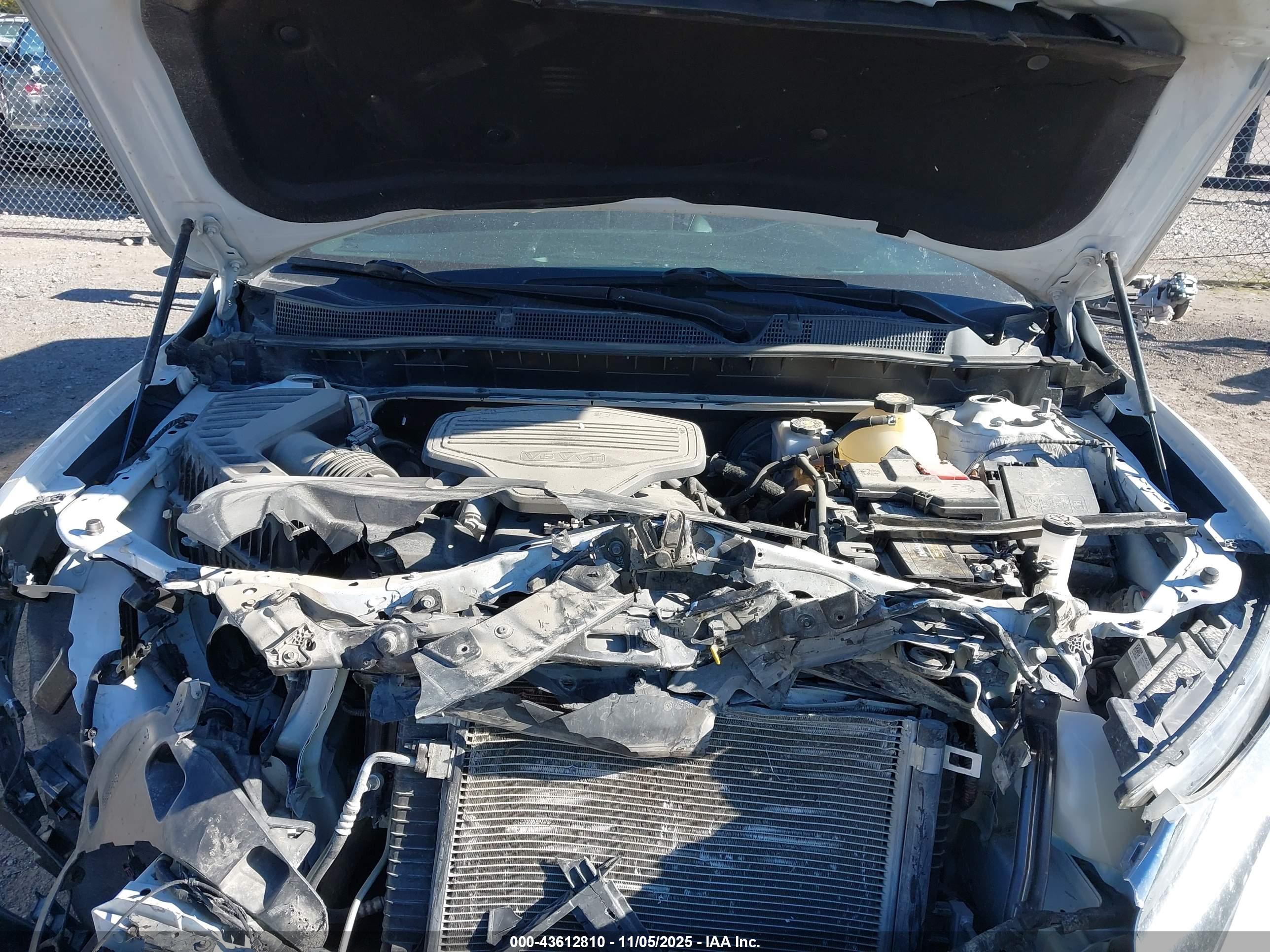 CHEVROLET BLAZER image 10