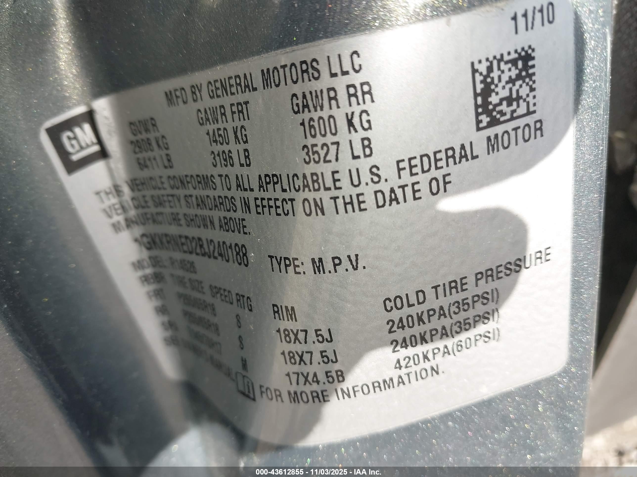 GMC ACADIA image 9