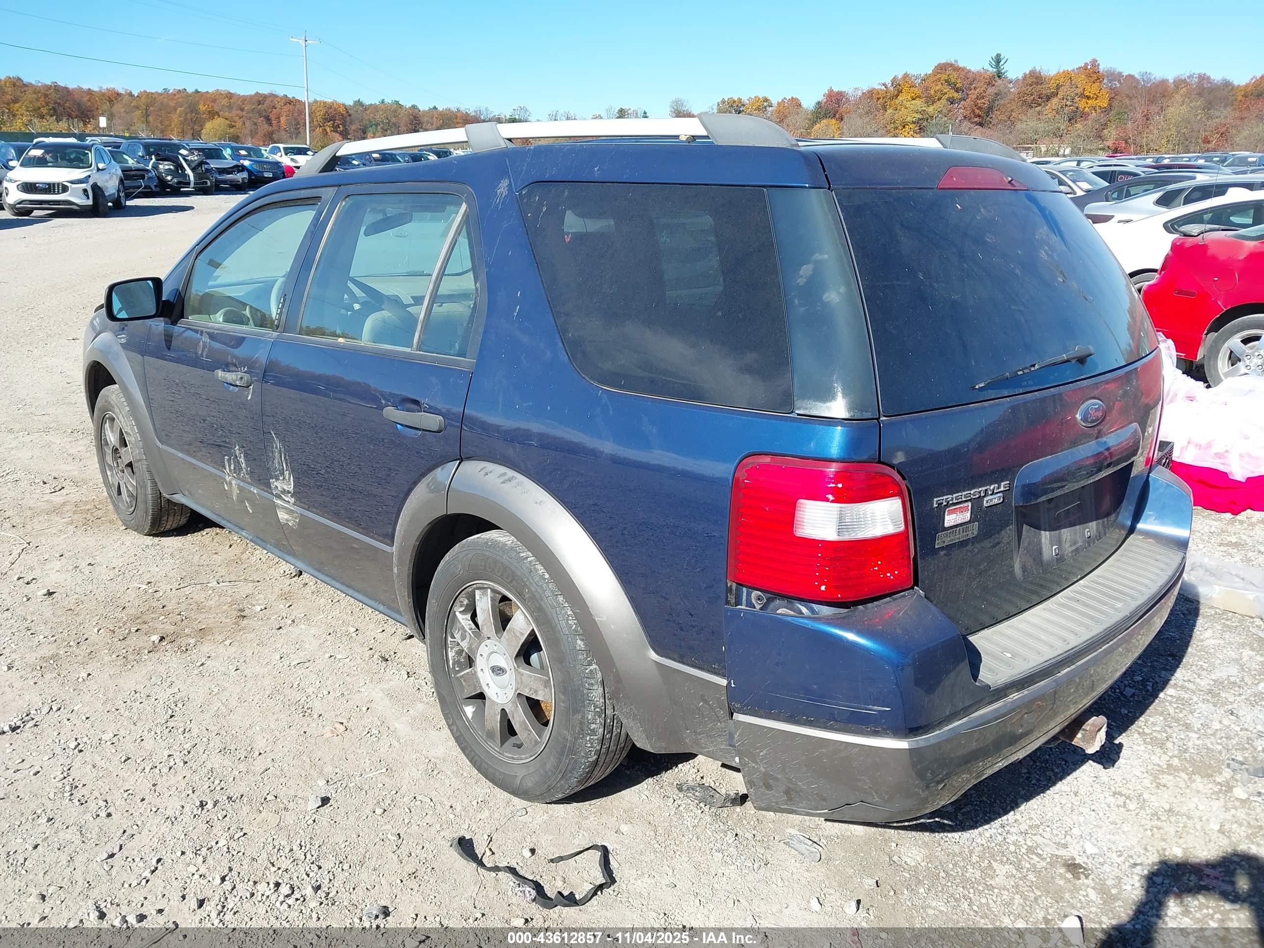 FORD FREESTYLE image 3