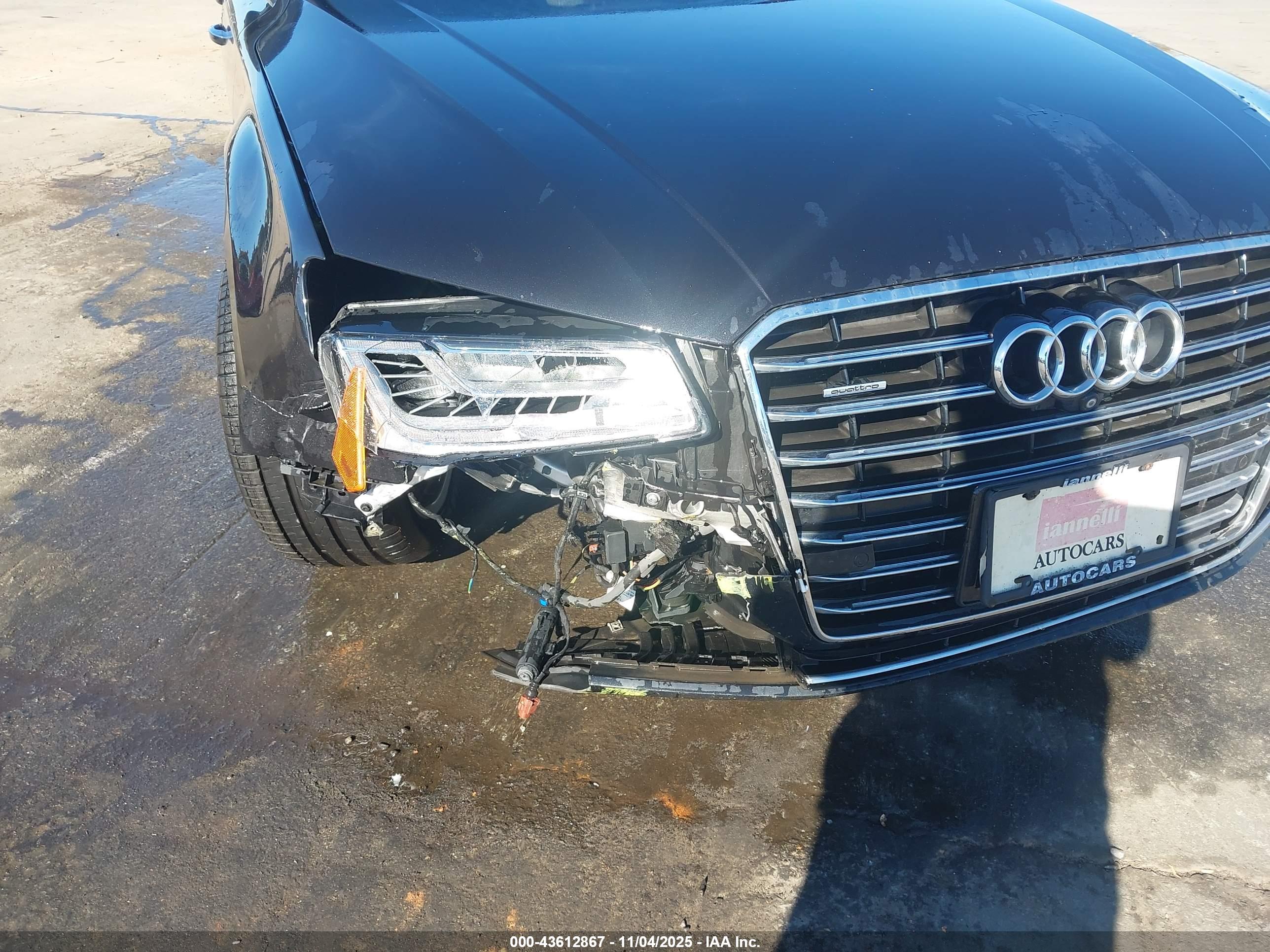 AUDI A8 image 6