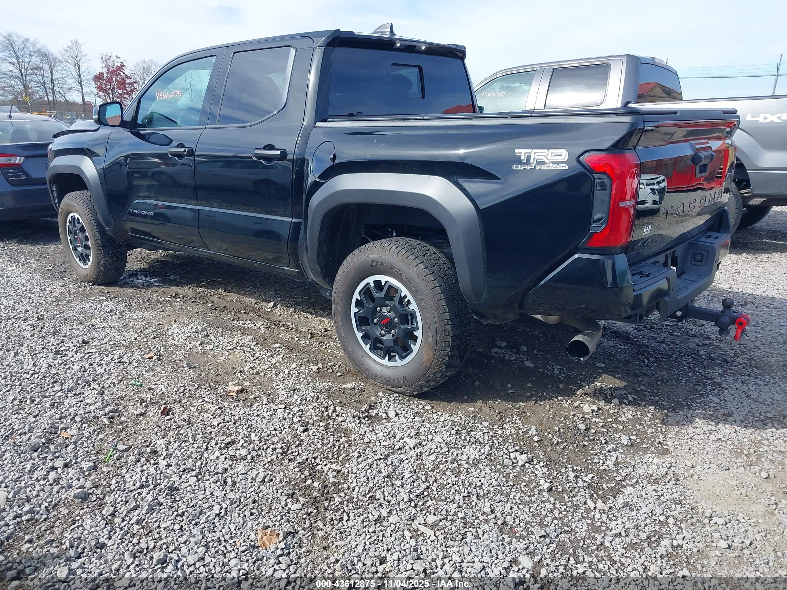 TOYOTA TACOMA image 3