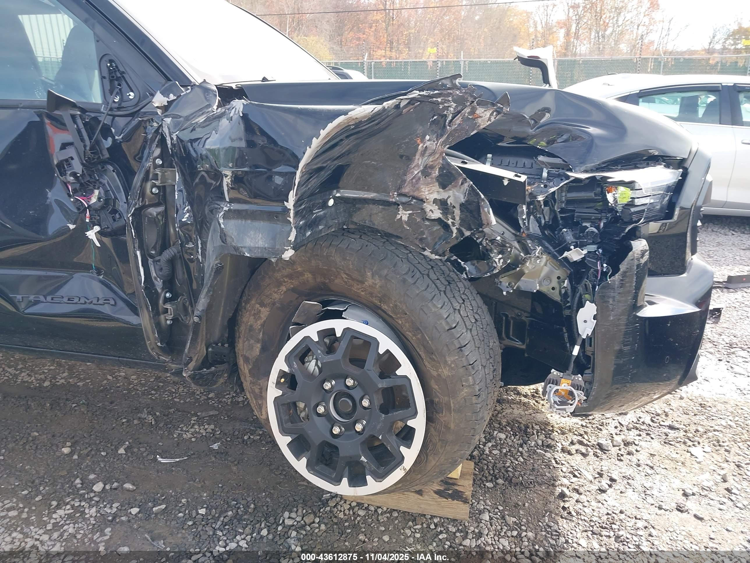 TOYOTA TACOMA image 6