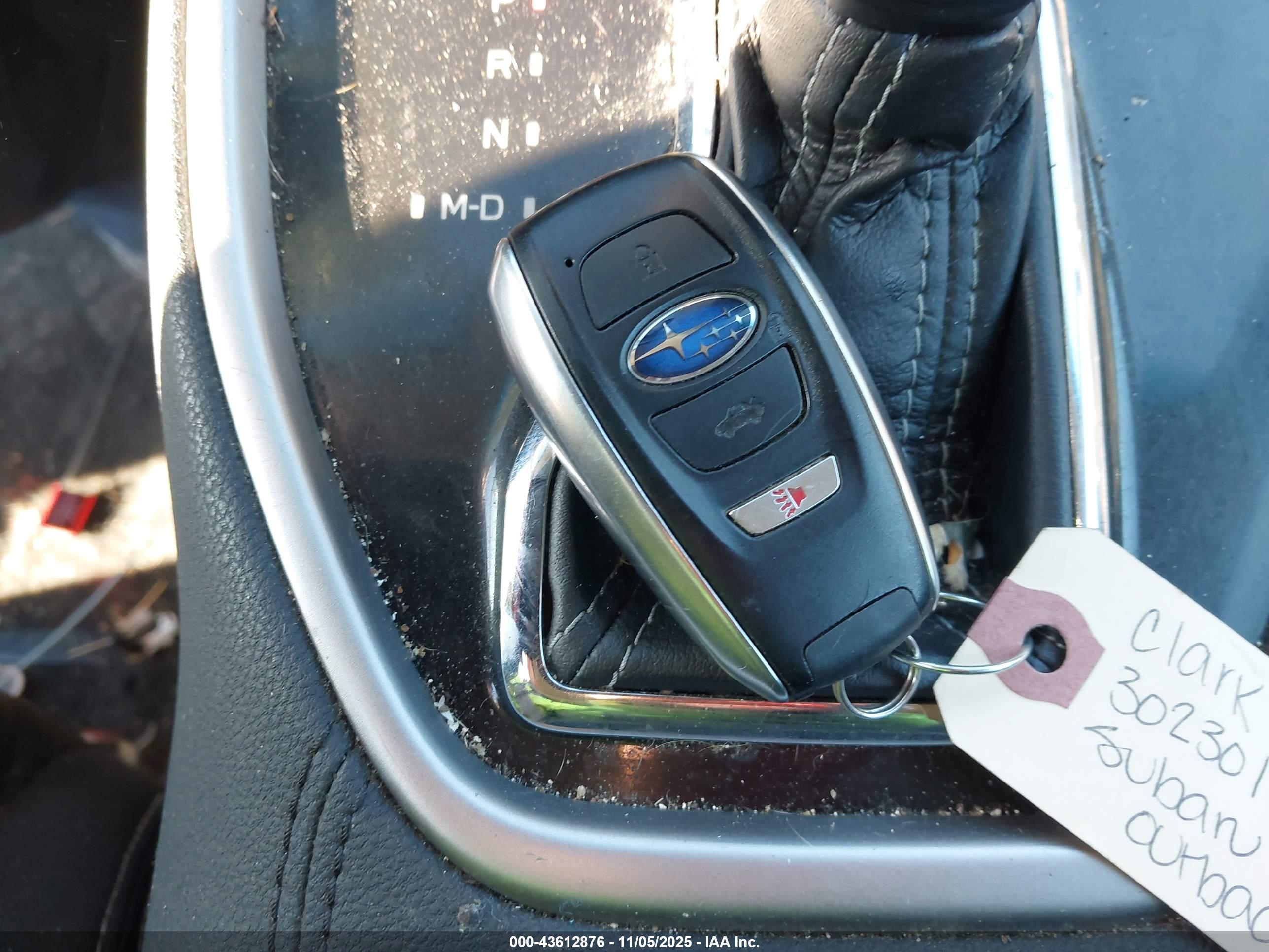 SUBARU OUTBACK image 11