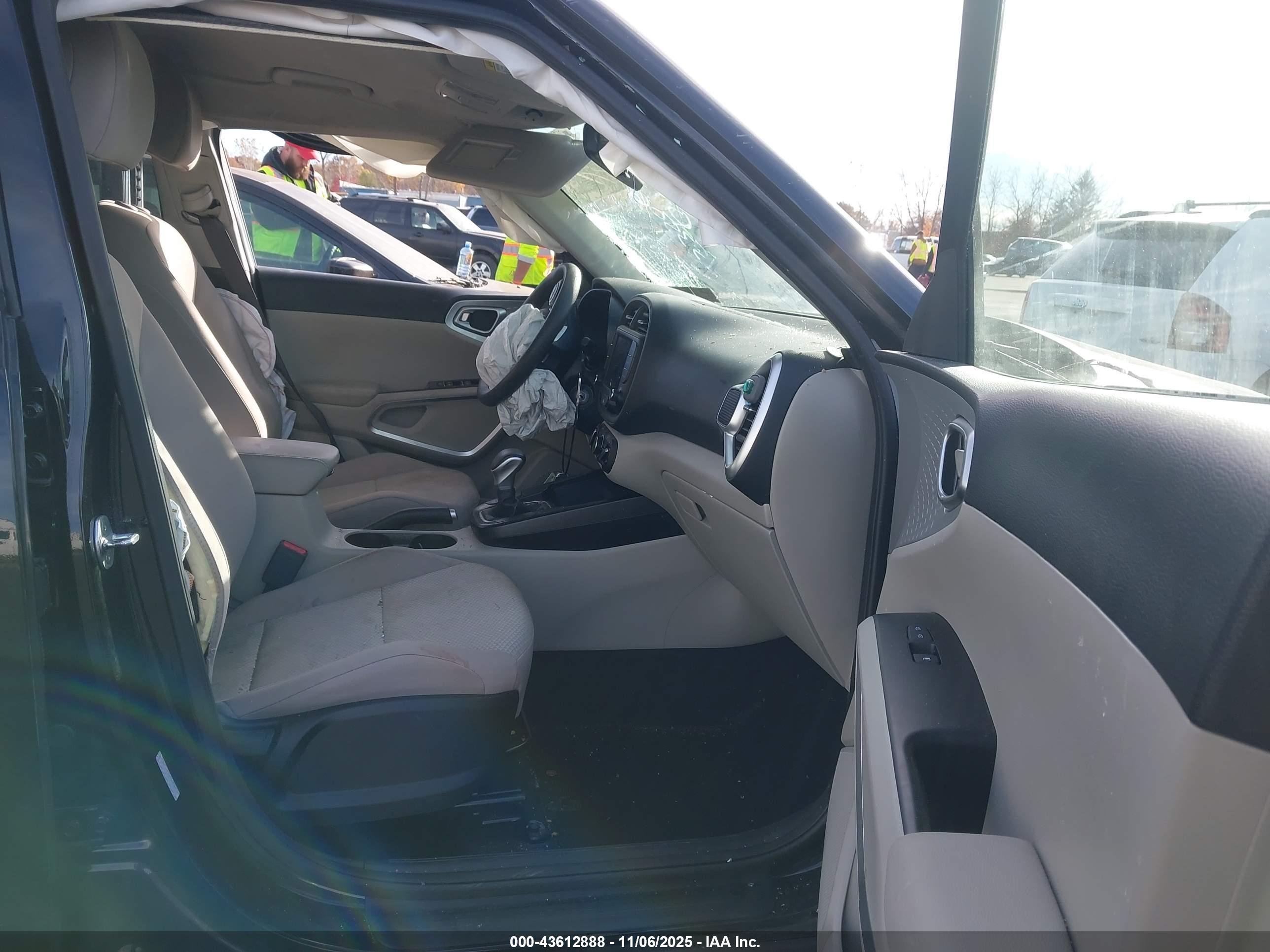 KIA SOUL image 5