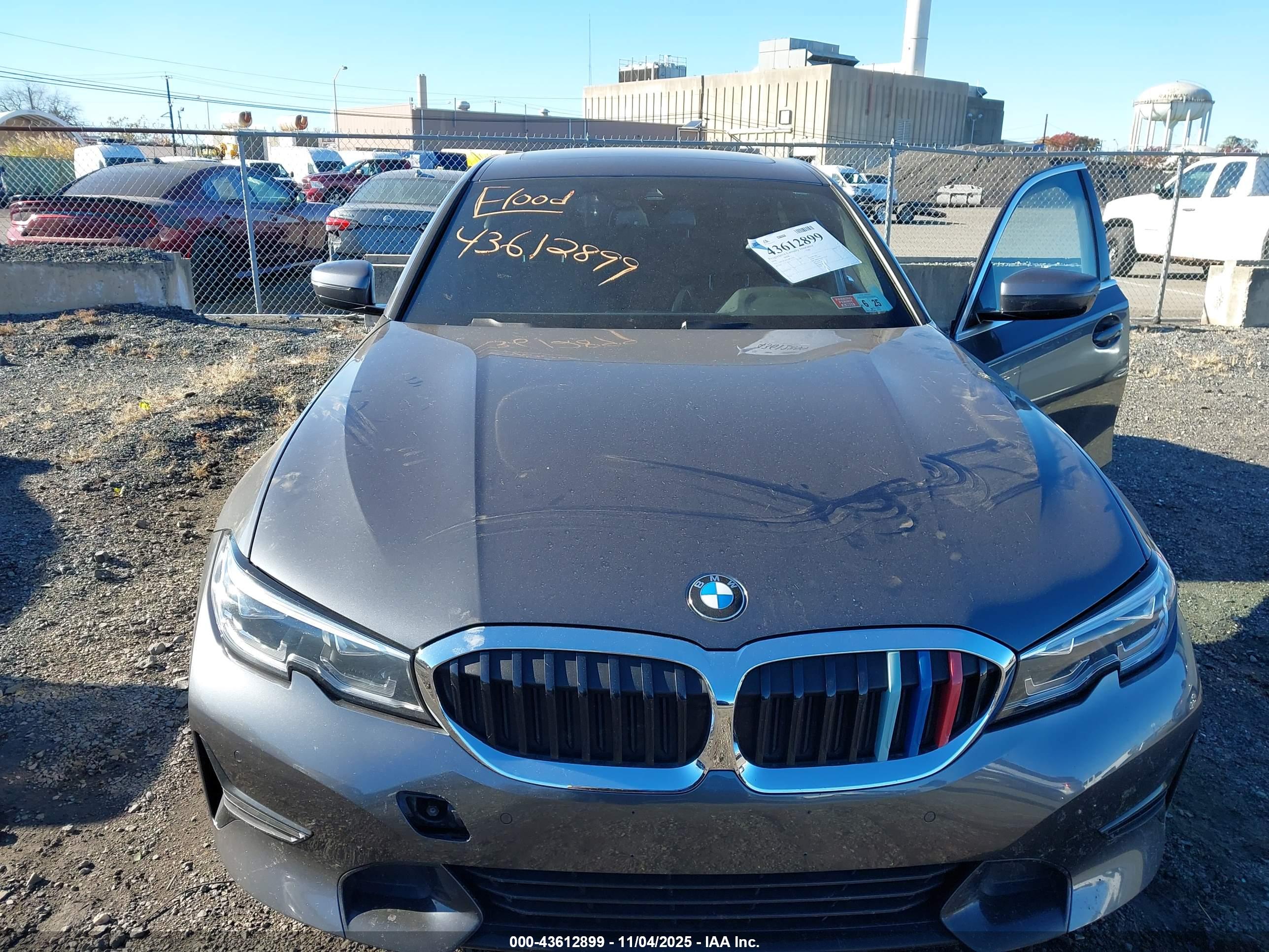 BMW 330I image 6