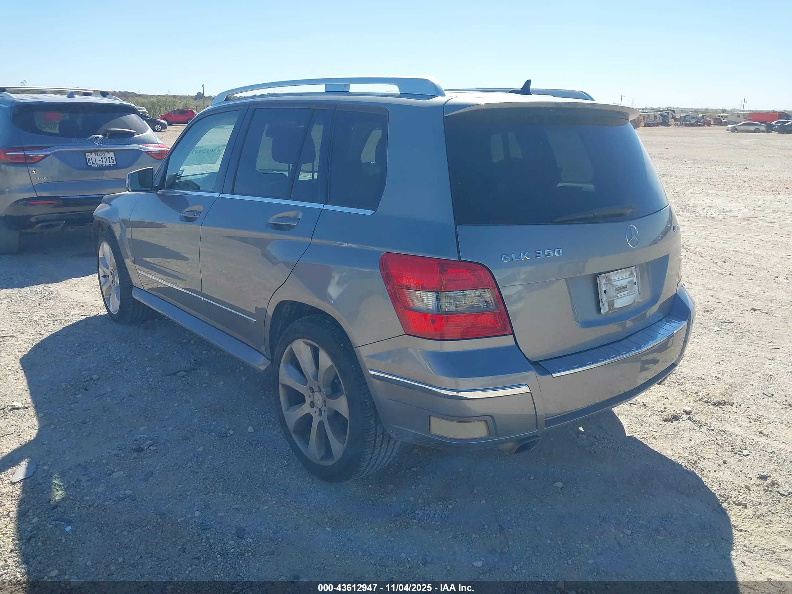 MERCEDES-BENZ GLK image 3