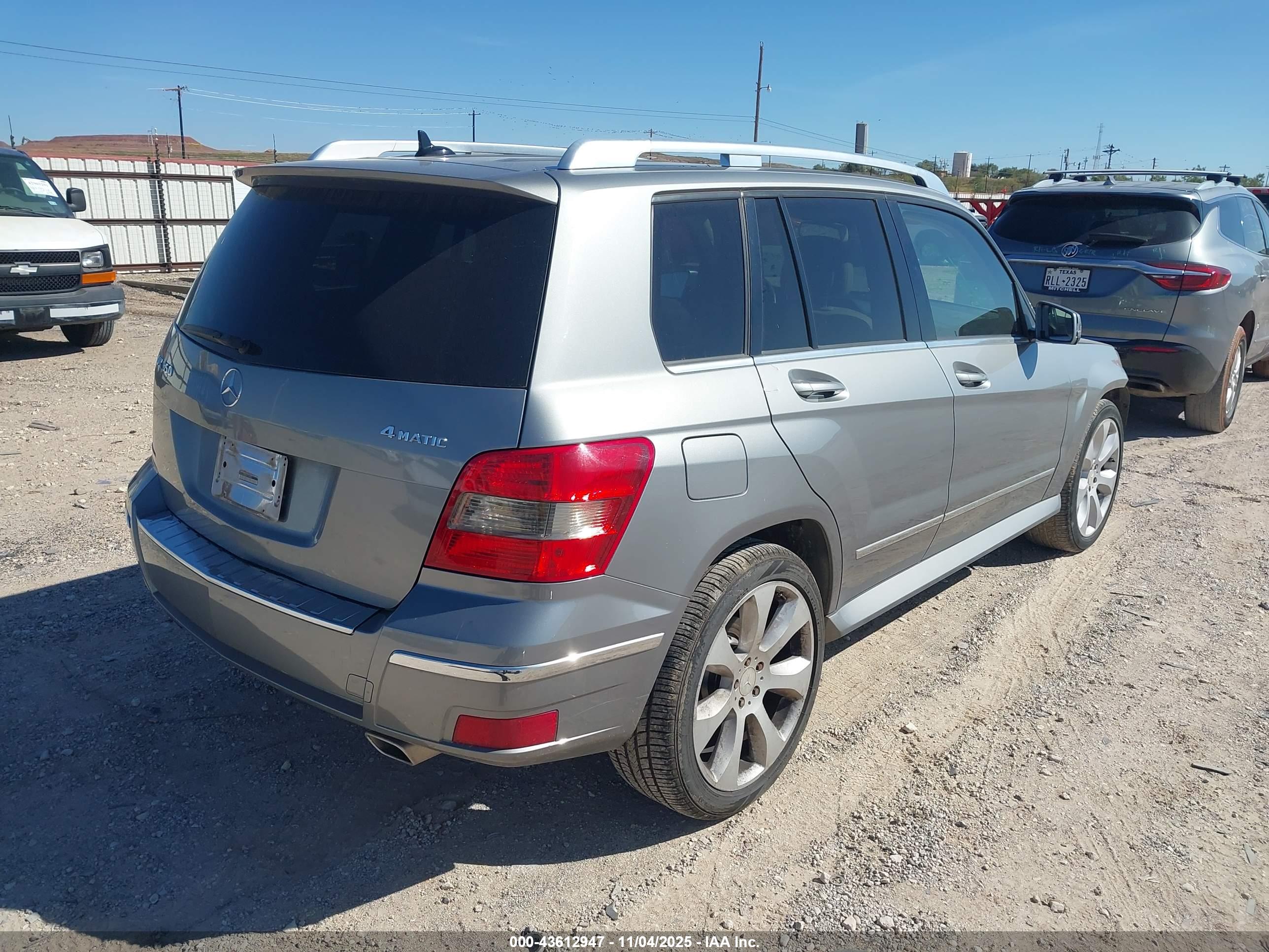 MERCEDES-BENZ GLK image 4