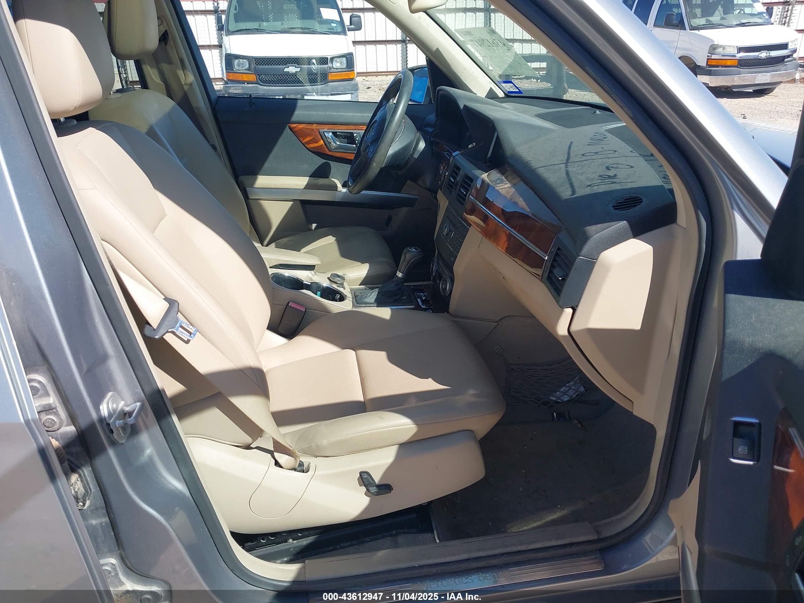 MERCEDES-BENZ GLK image 5