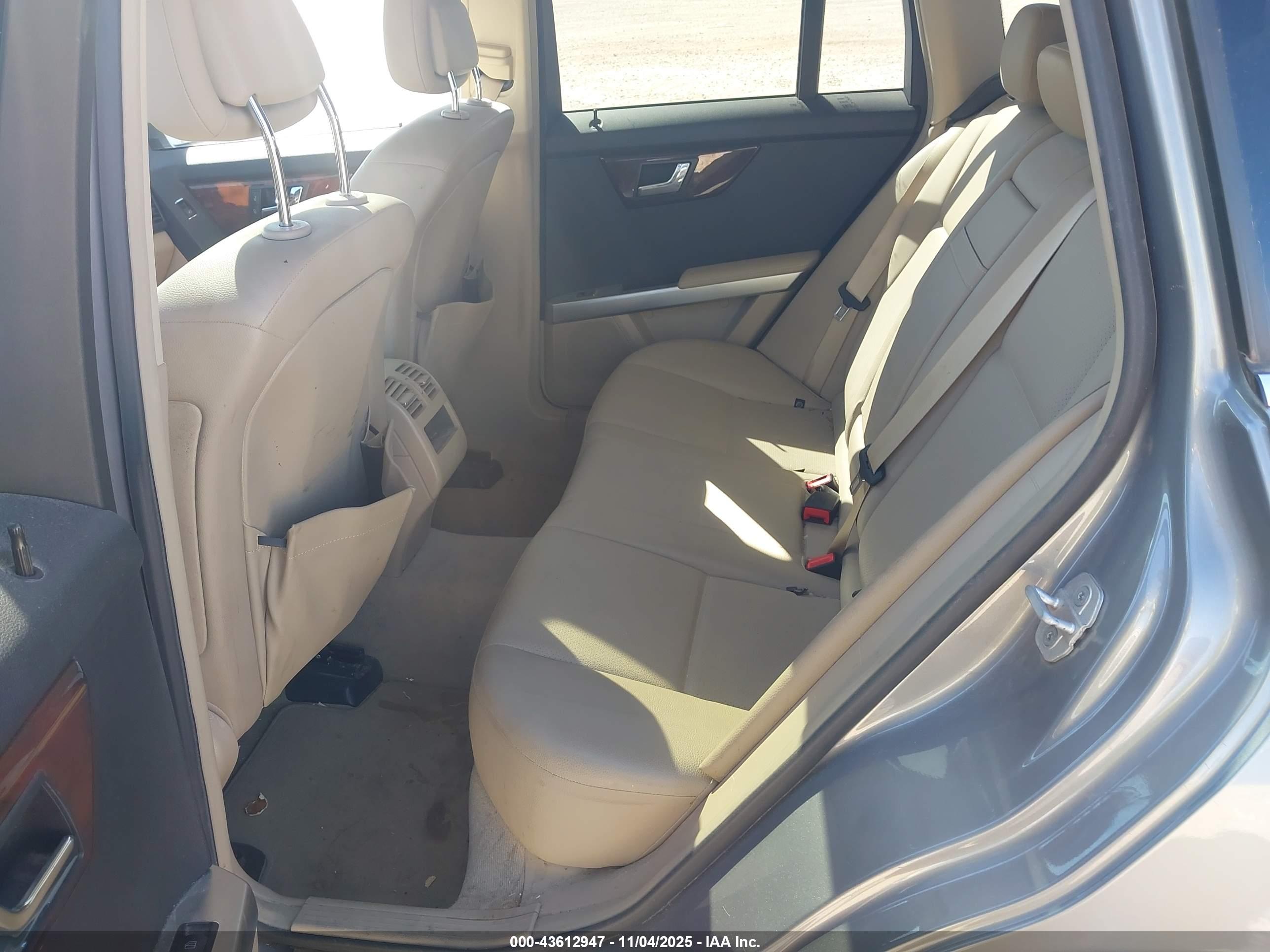 MERCEDES-BENZ GLK image 8