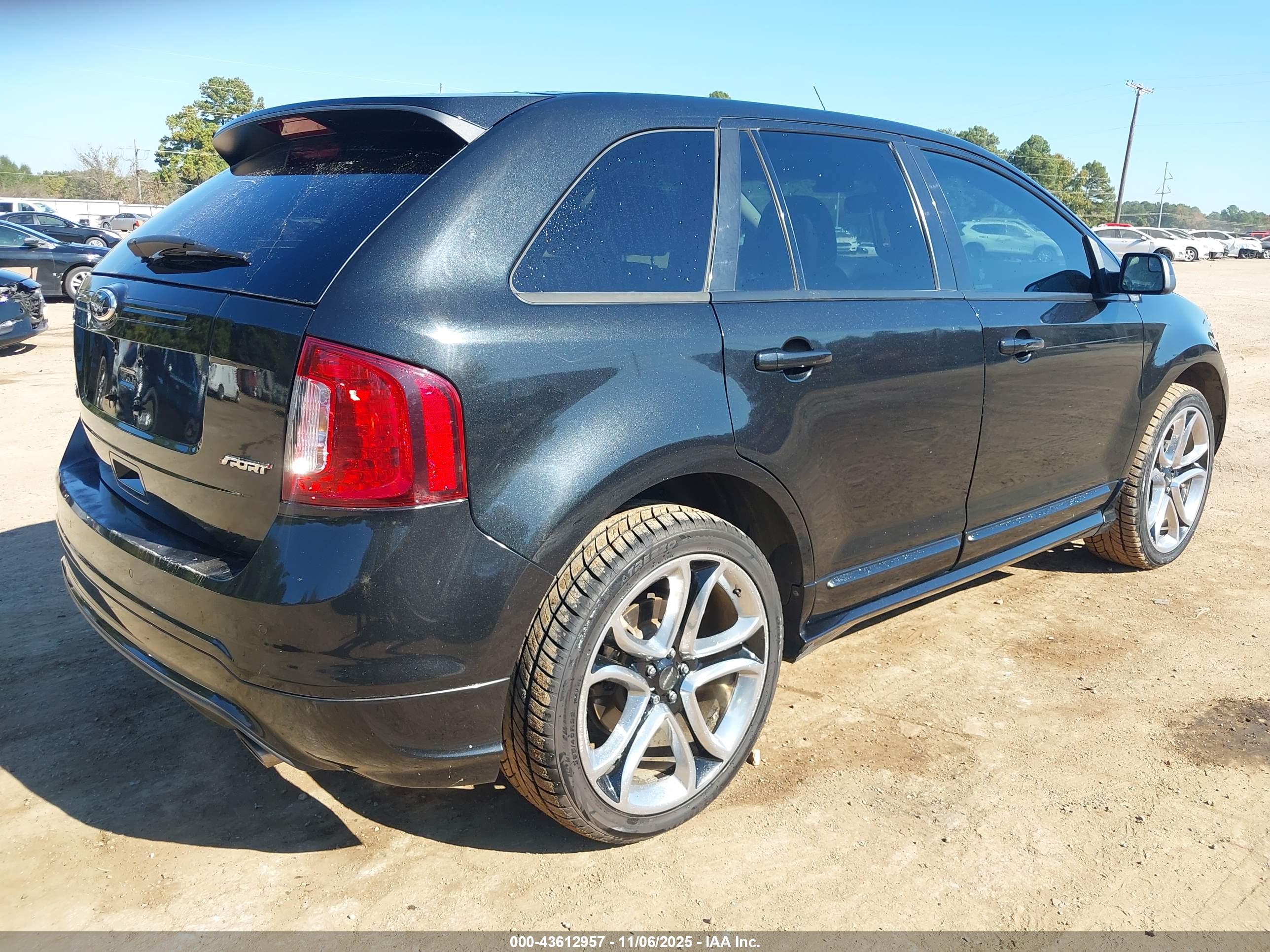 FORD EDGE image 4