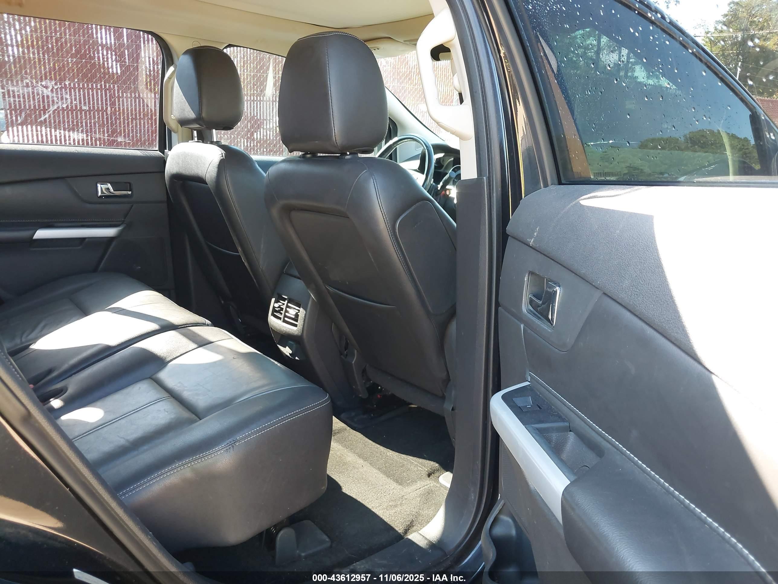 FORD EDGE image 8