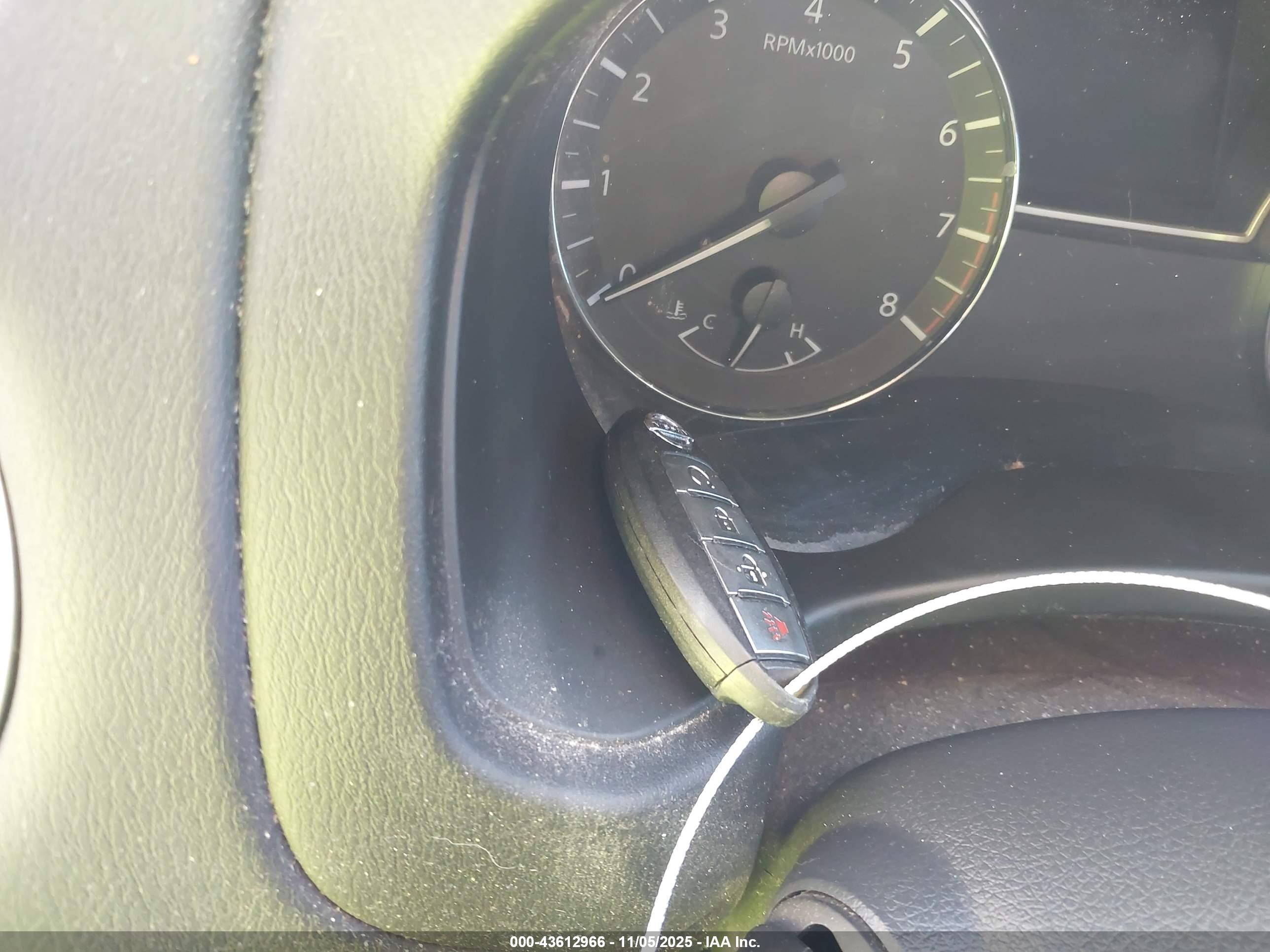 NISSAN PATHFINDER image 11