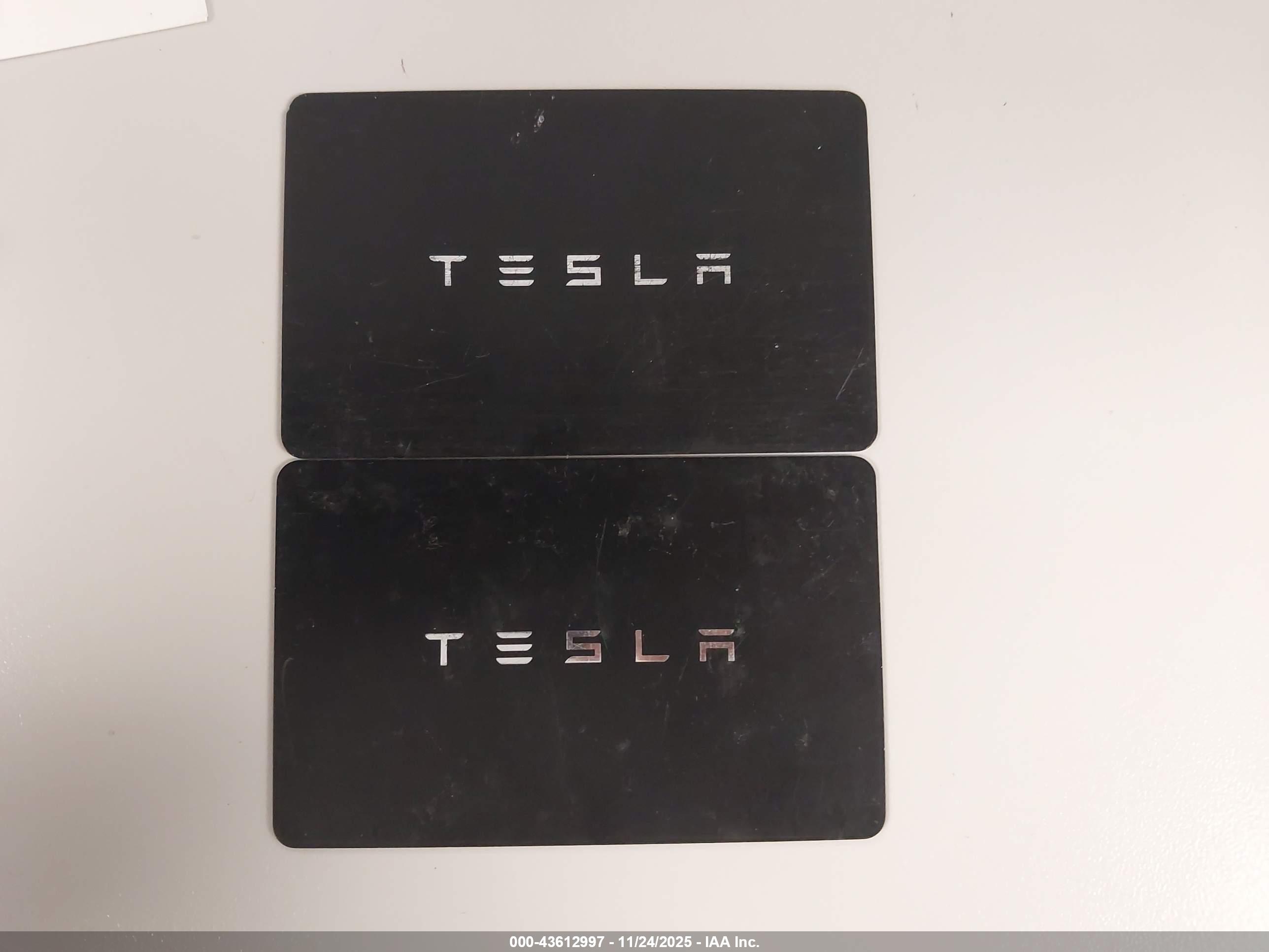 TESLA MODEL image 11