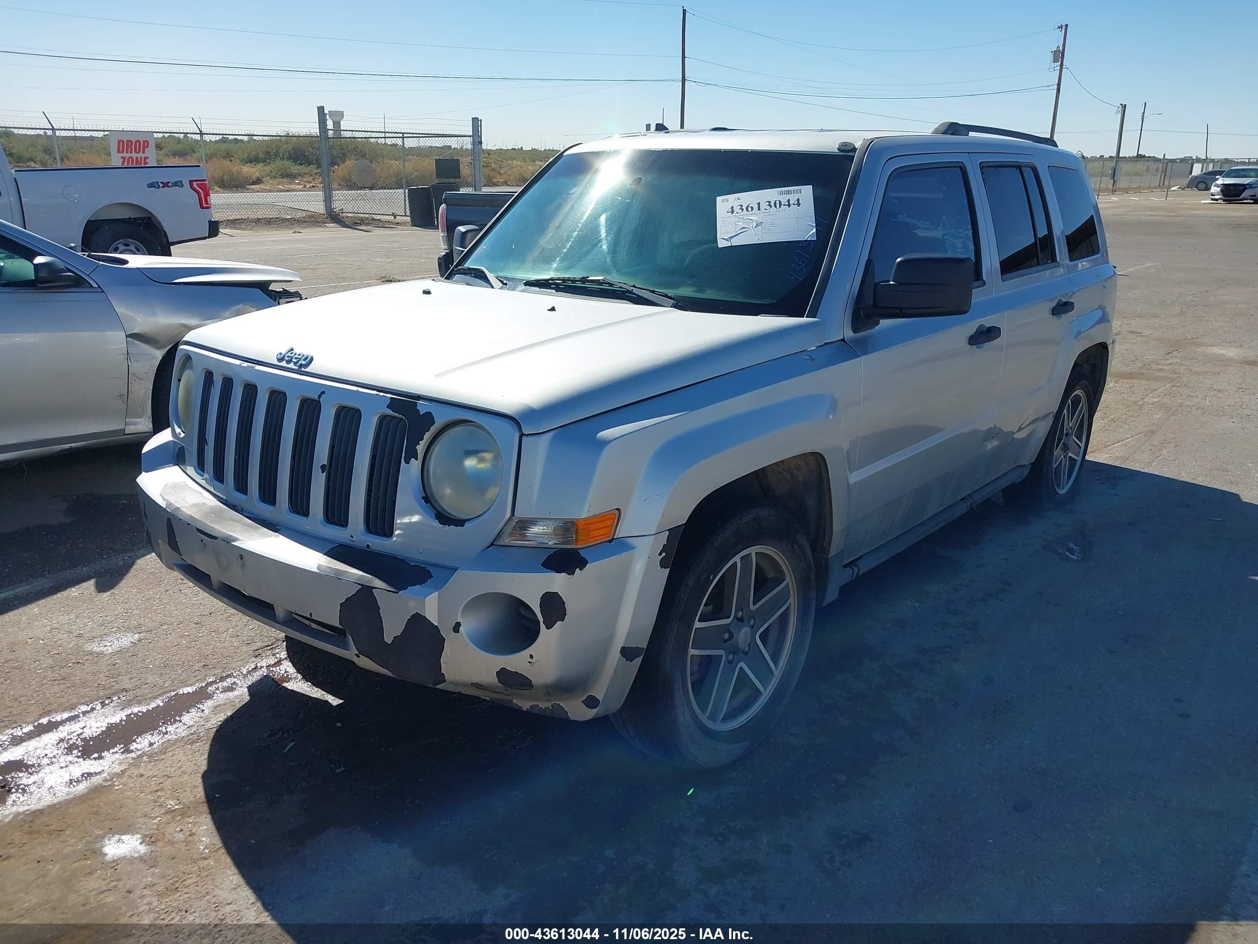 JEEP PATRIOT image 2